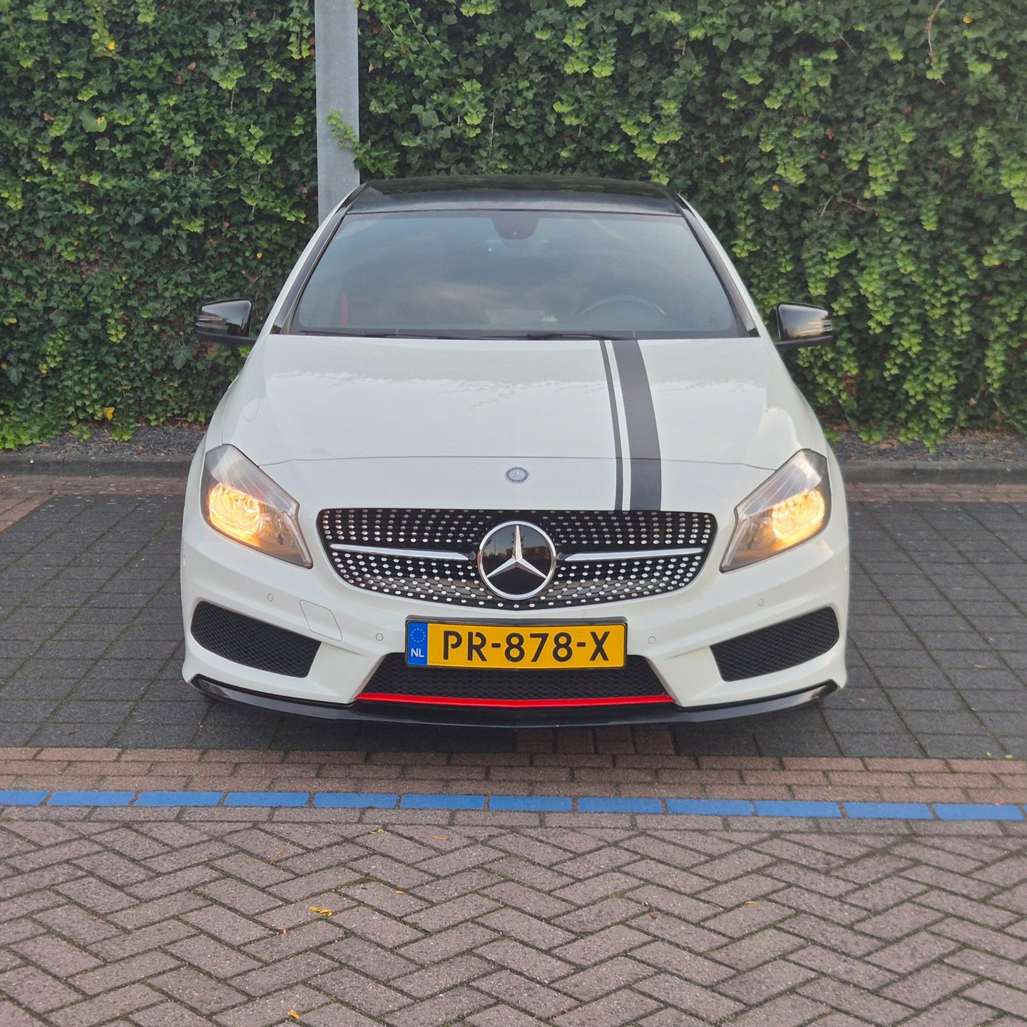 Foto van Mercedes-Benz A 200