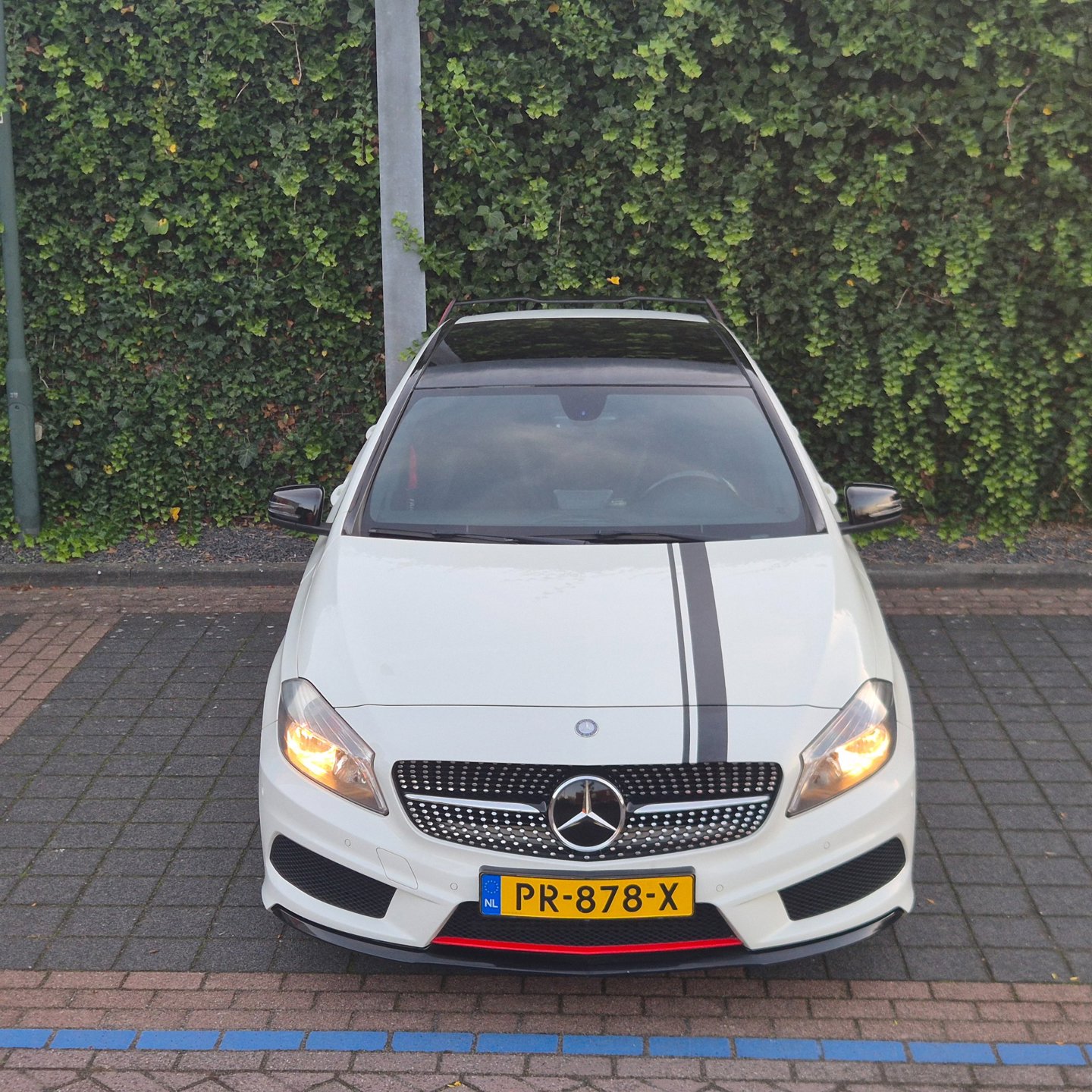 Foto van Mercedes-Benz A 200