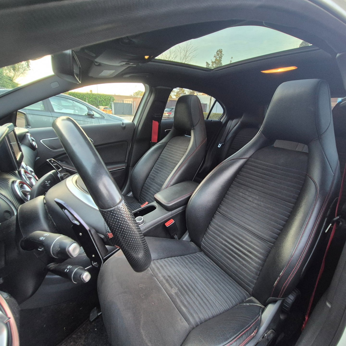 Foto van Mercedes-Benz A 200