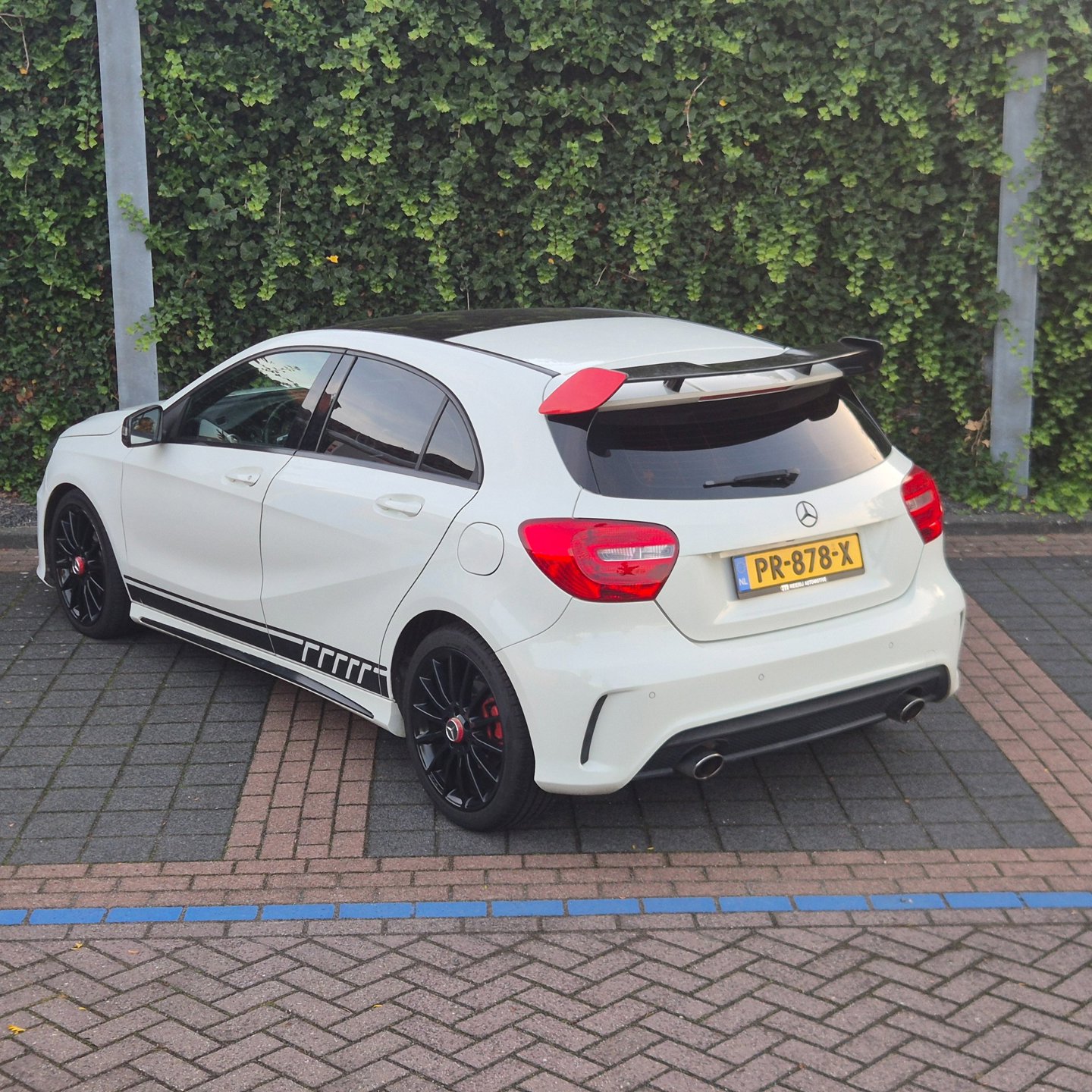 Foto van Mercedes-Benz A 200