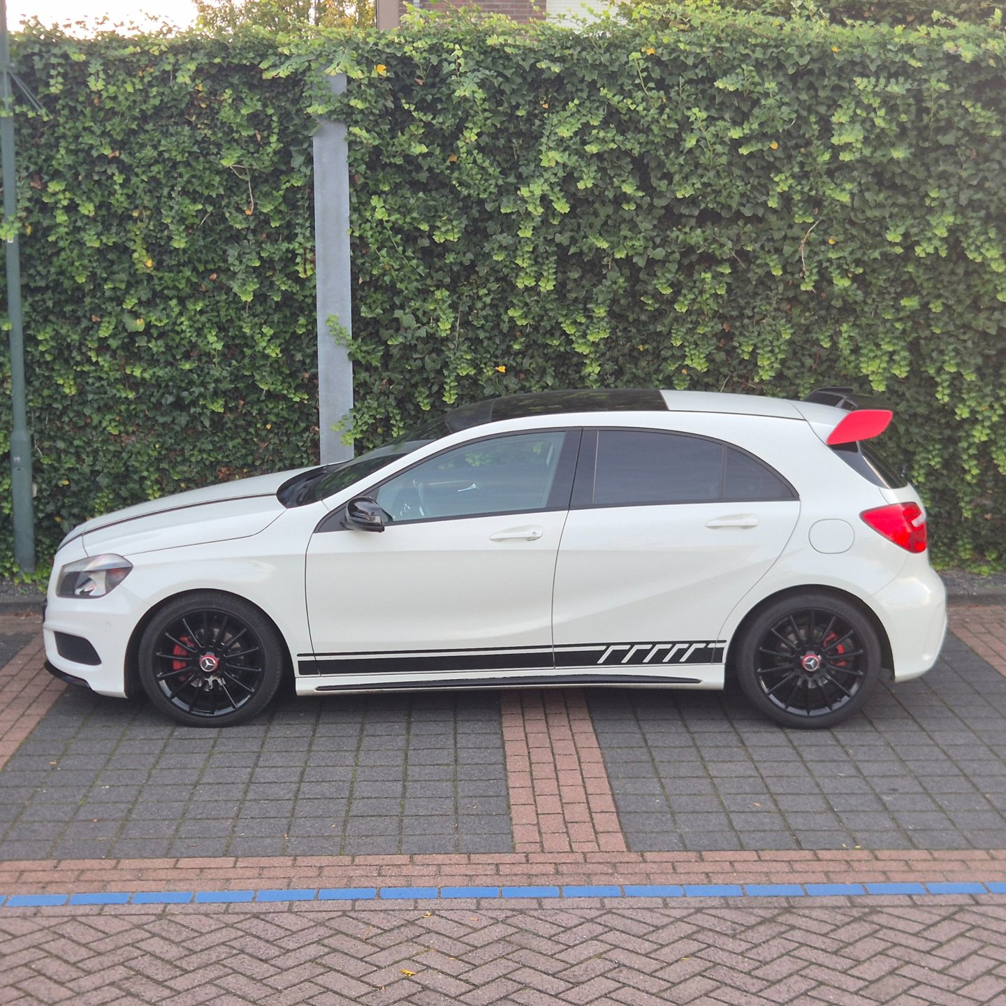 Foto van Mercedes-Benz A 200