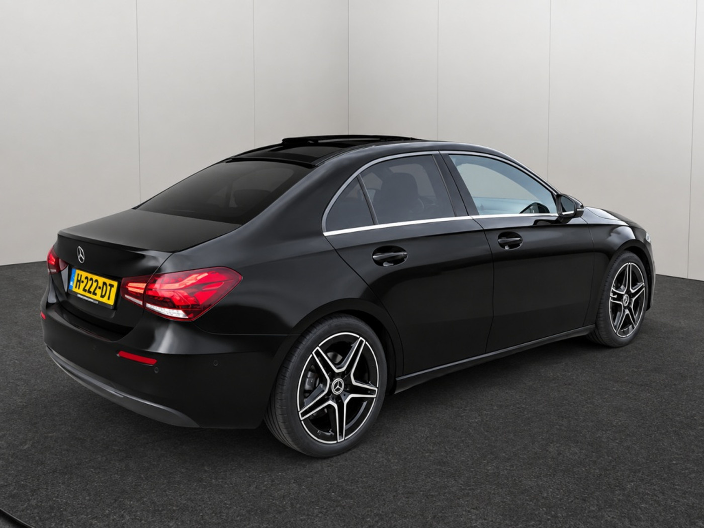 Foto van Mercedes-Benz A 180