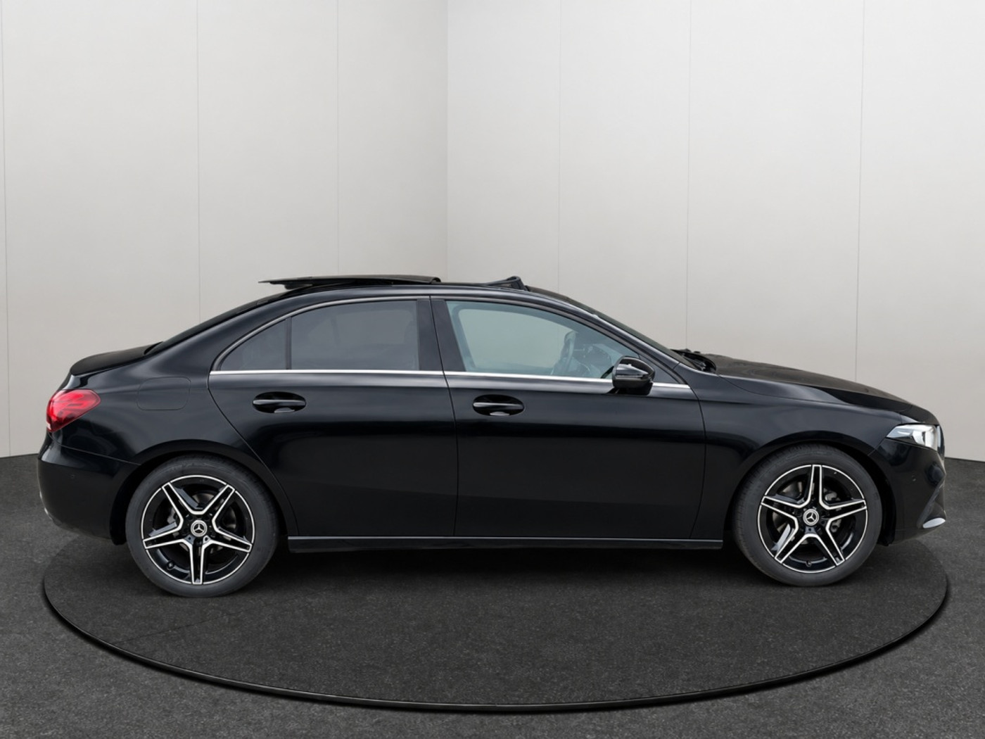Foto van Mercedes-Benz A 180