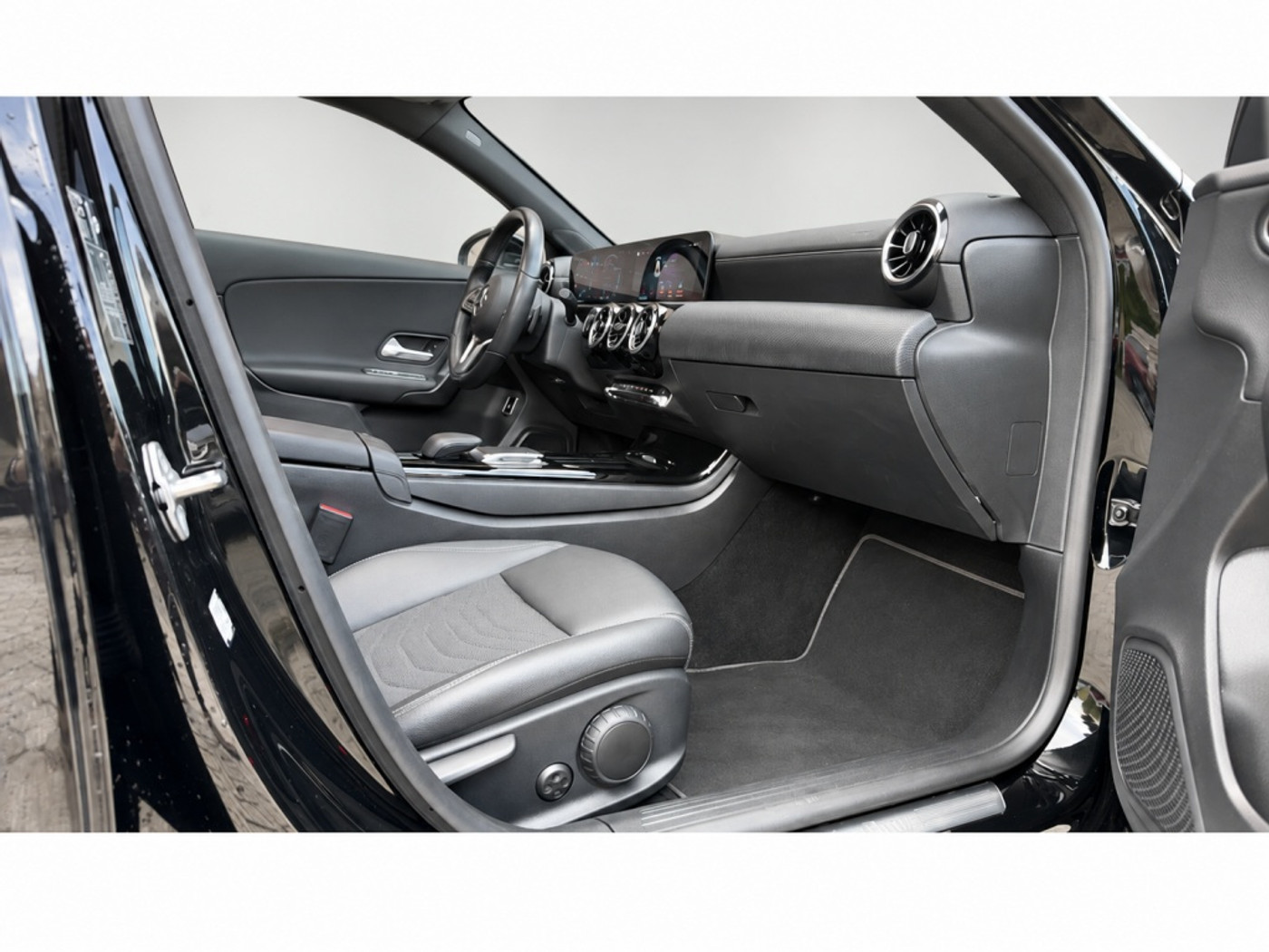Foto van Mercedes-Benz A 180