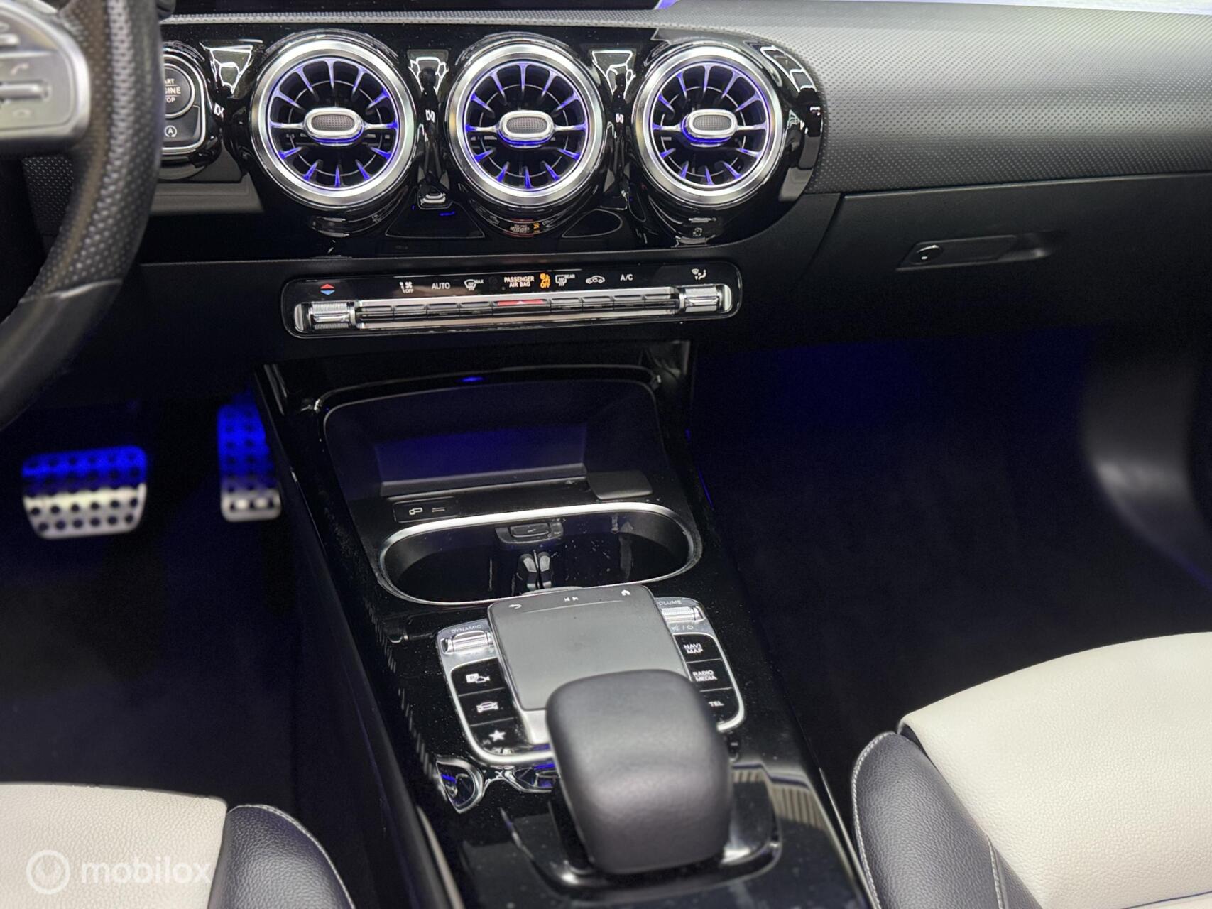 Foto van Mercedes-Benz A 200