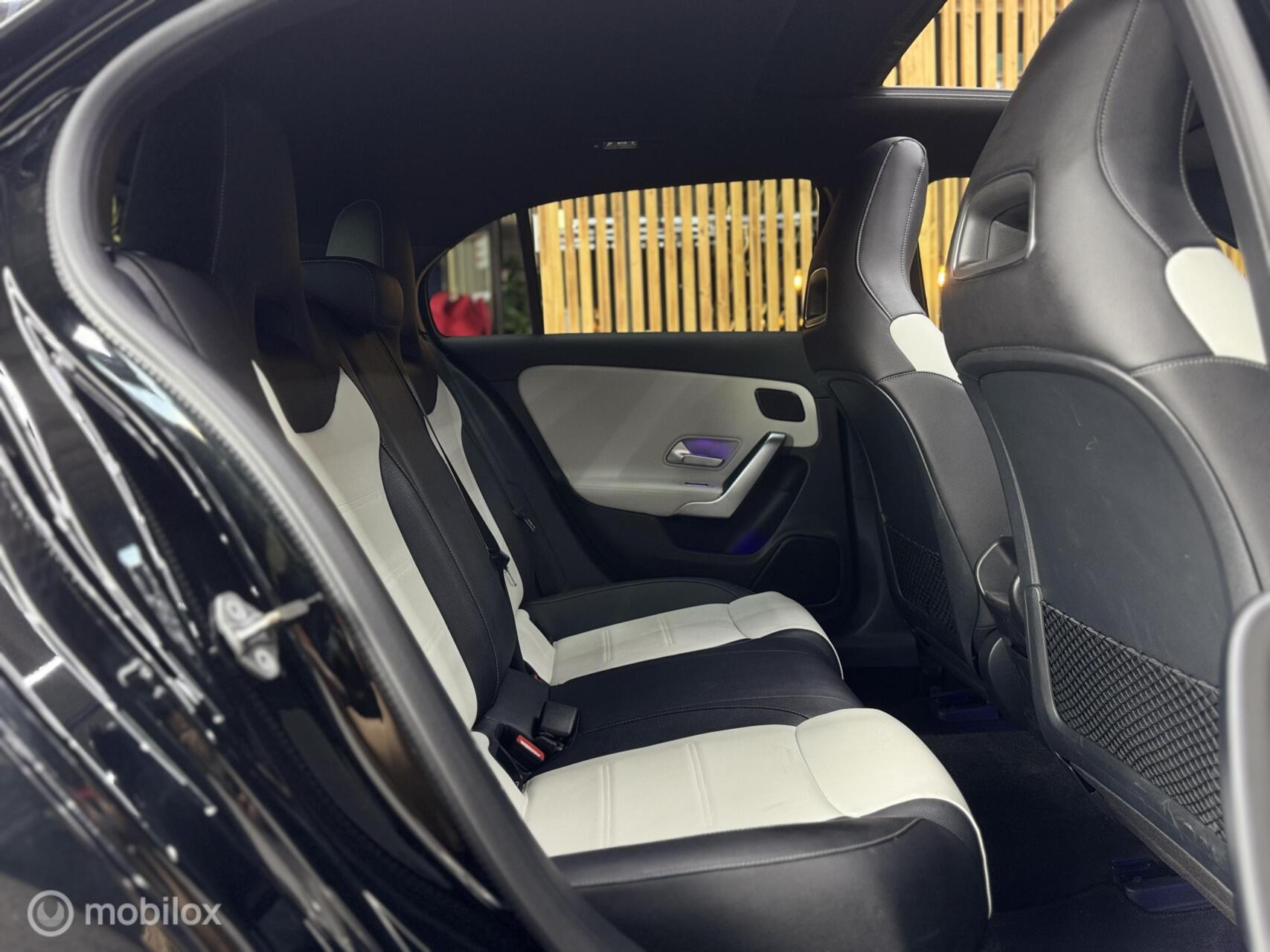 Foto van Mercedes-Benz A 200