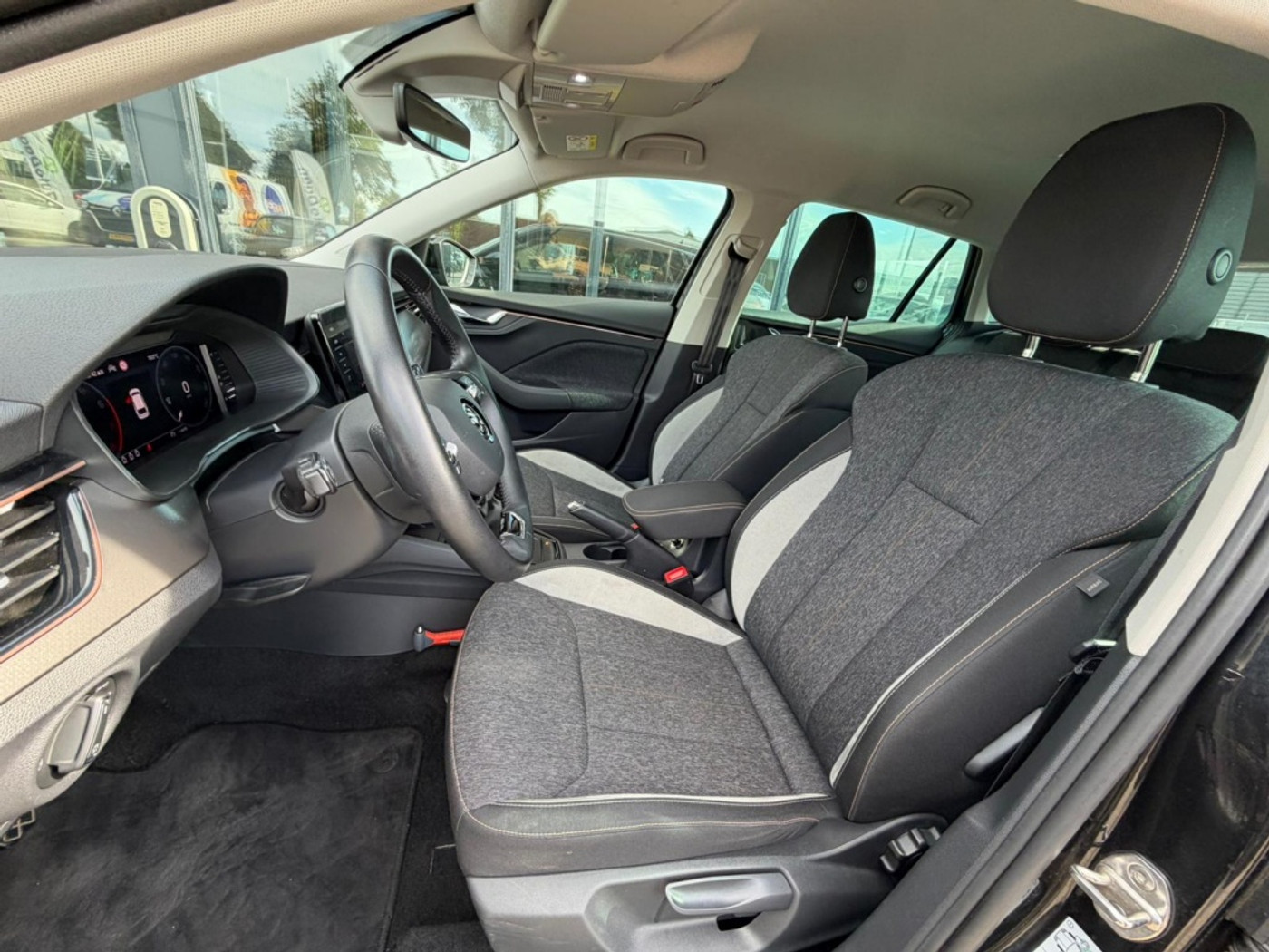 Foto van Skoda Scala