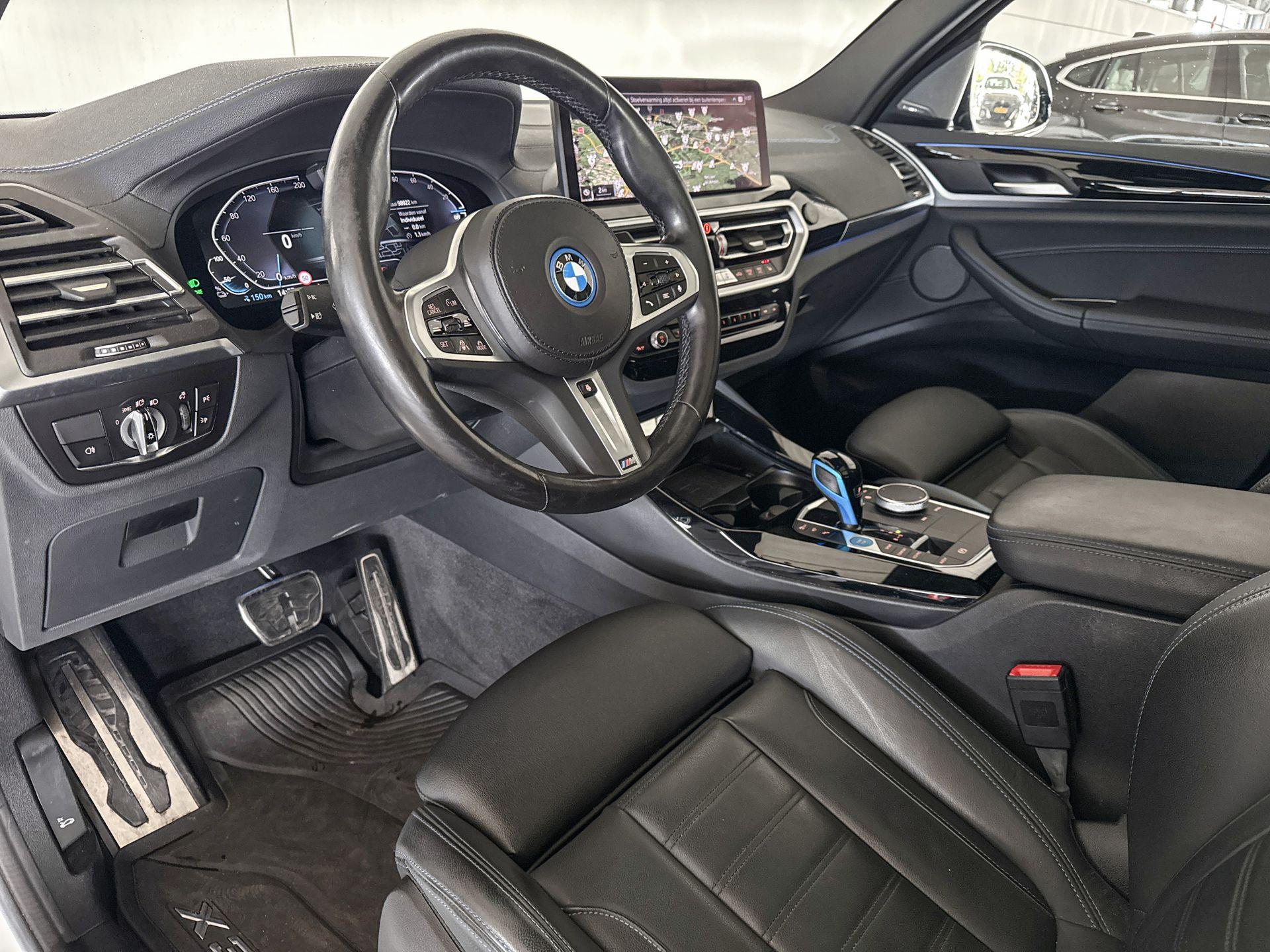 Foto van BMW Ix3