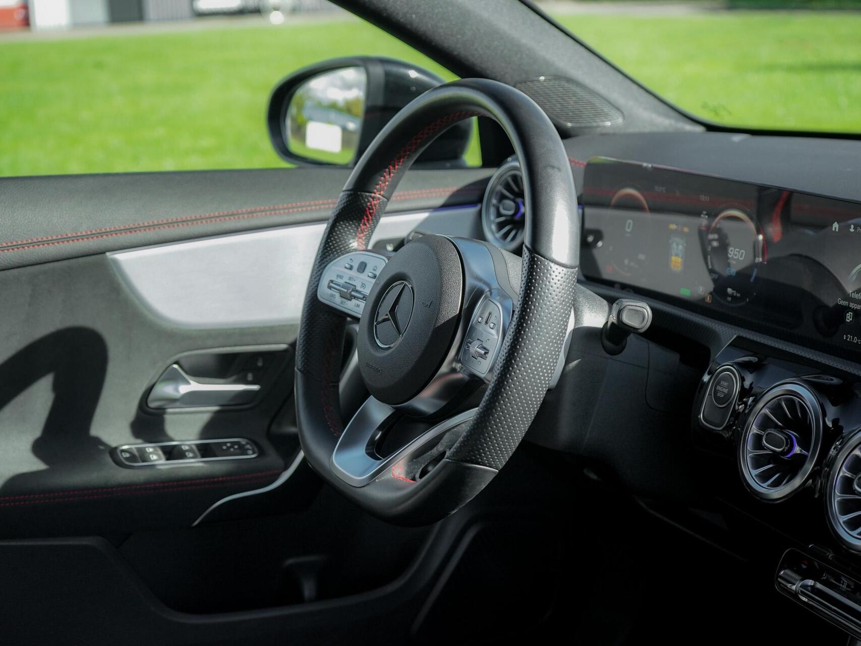 Foto van Mercedes-Benz Cla 250 E