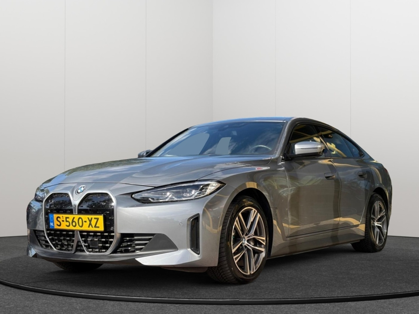Foto van BMW I4 Edrive40
