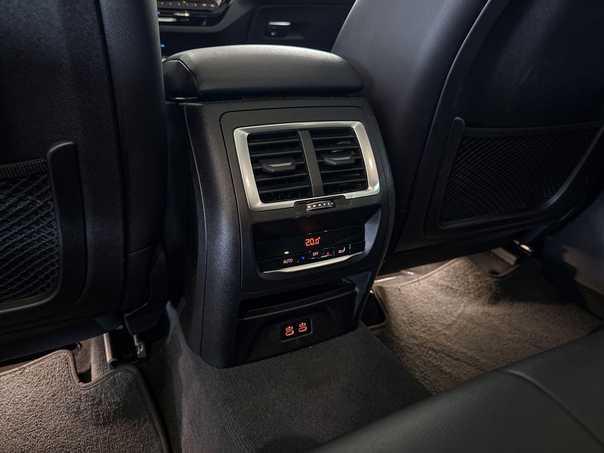 Foto van BMW Ix3