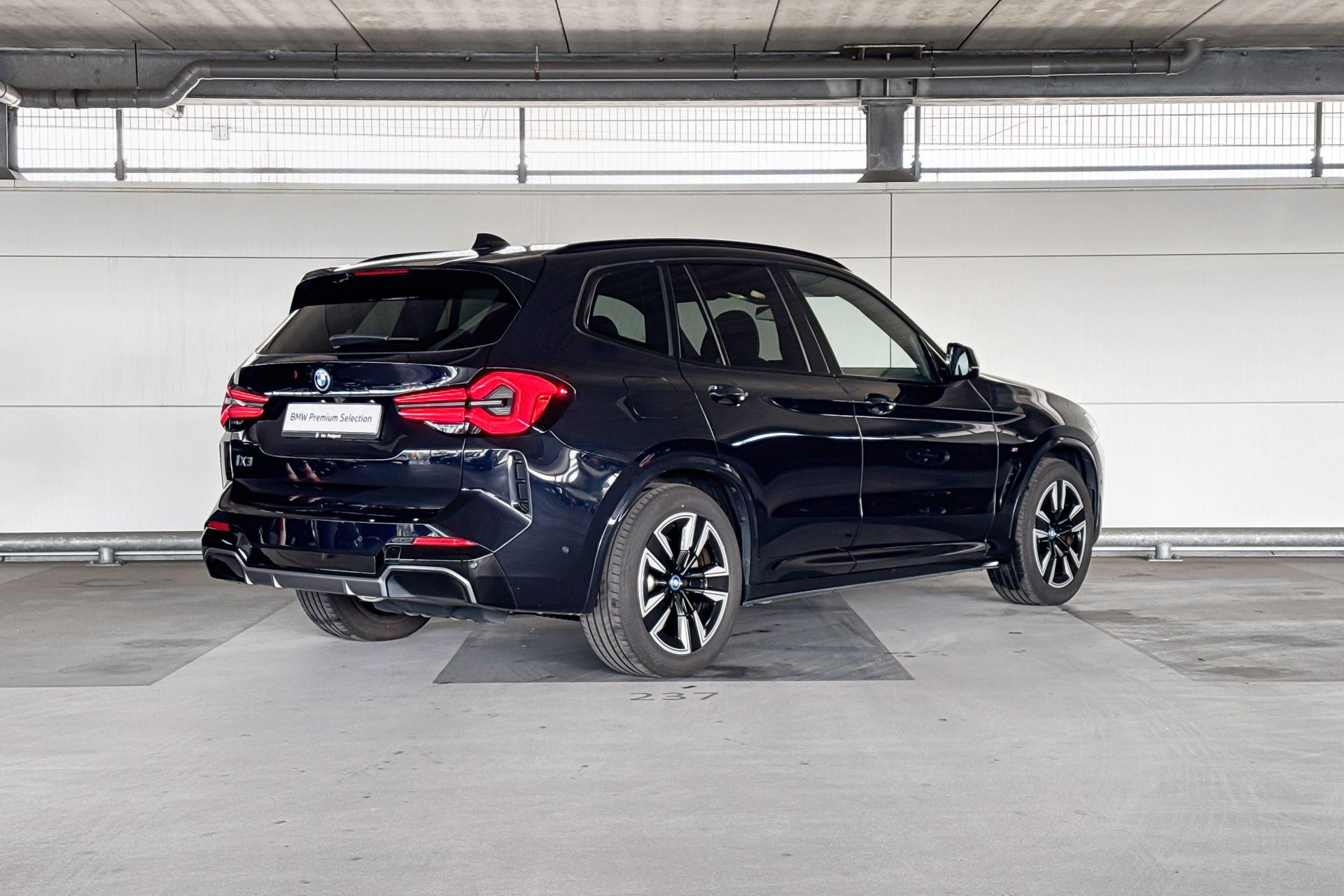 Foto van BMW Ix3