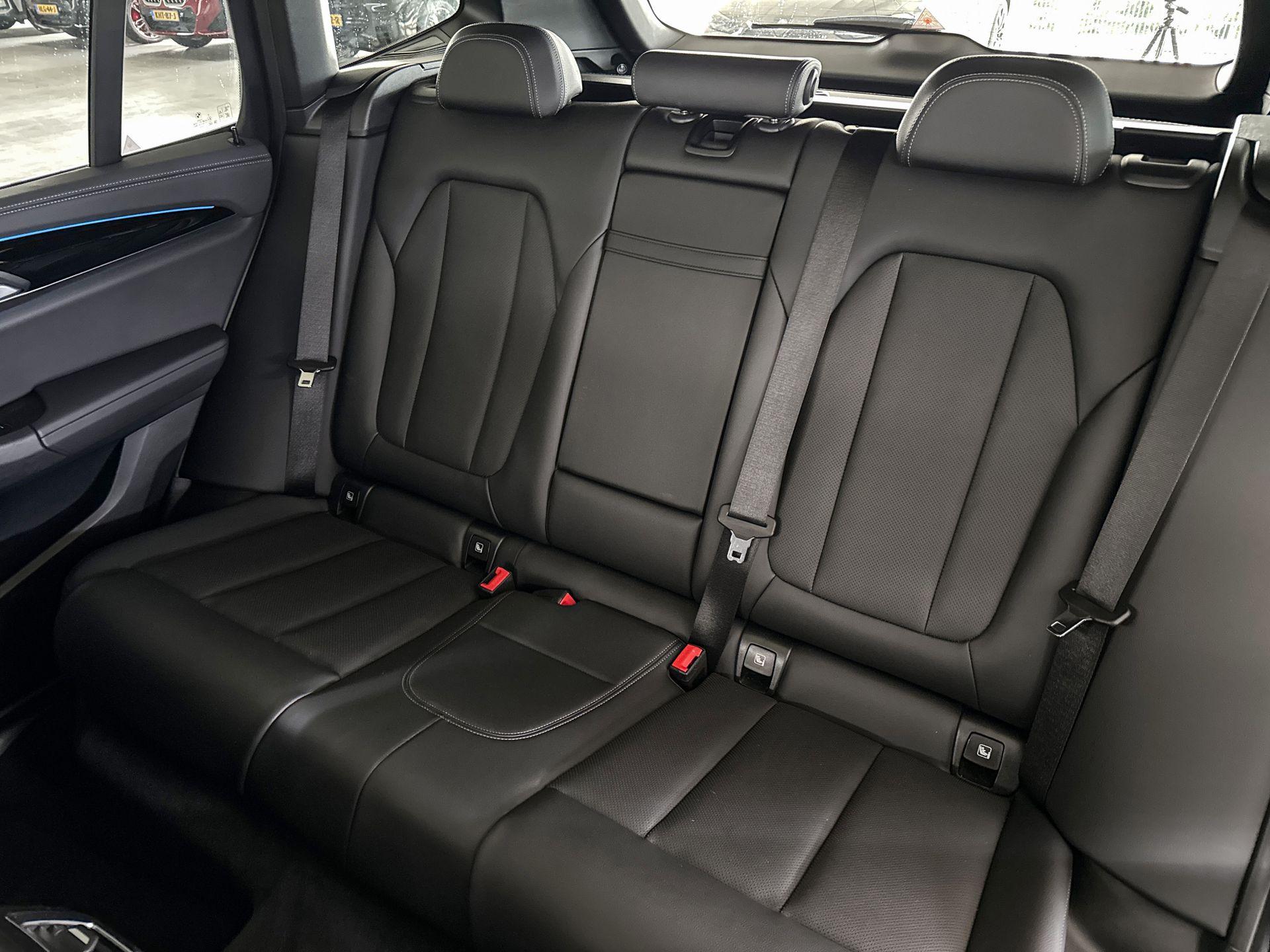 Foto van BMW Ix3