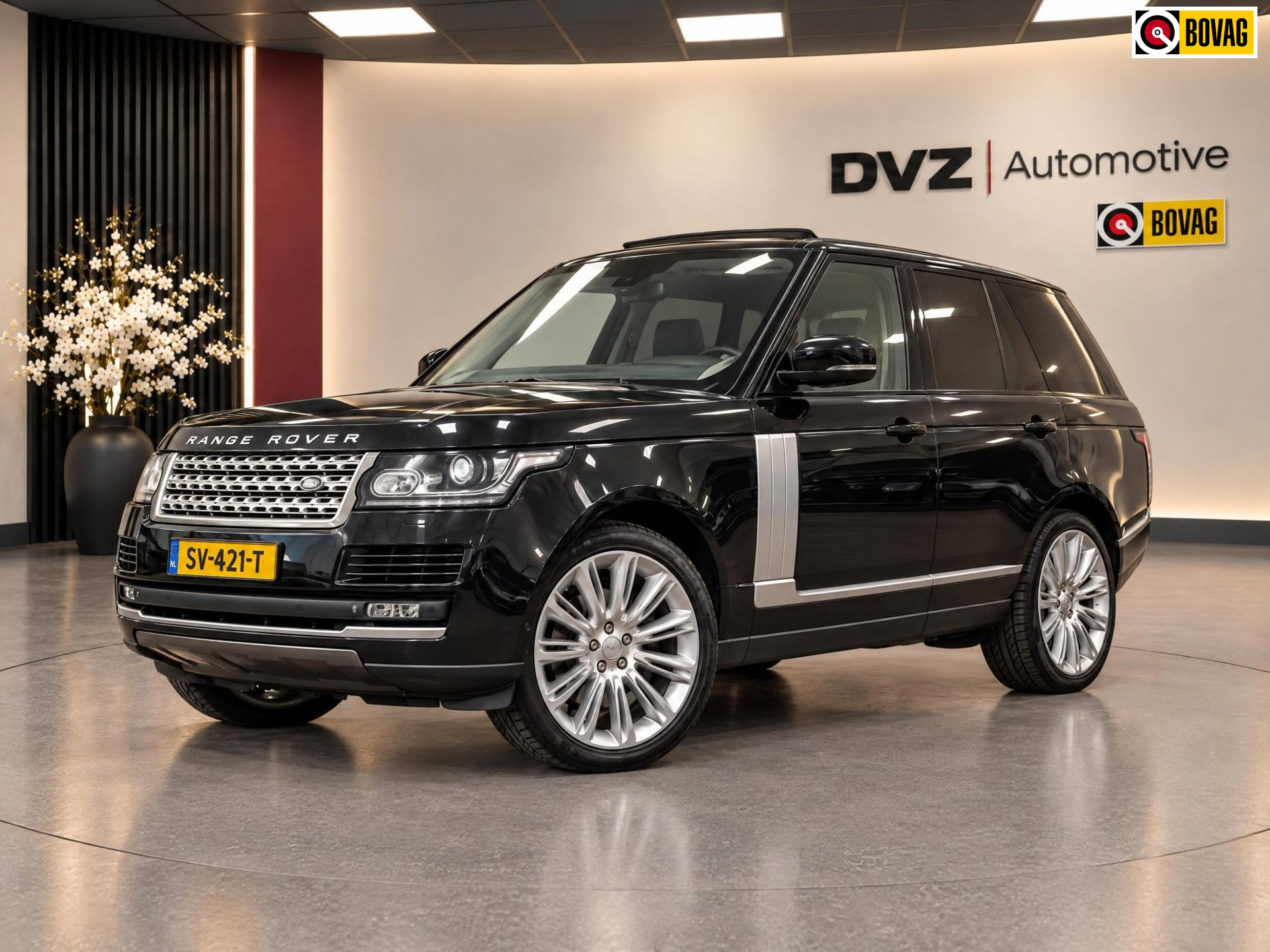 Land Rover Range Rover 3.0 TDV6 HSE | Massage | Ventilatie | Pano | Trekhaak | Nw. Distributieriem 2014 - voorkant