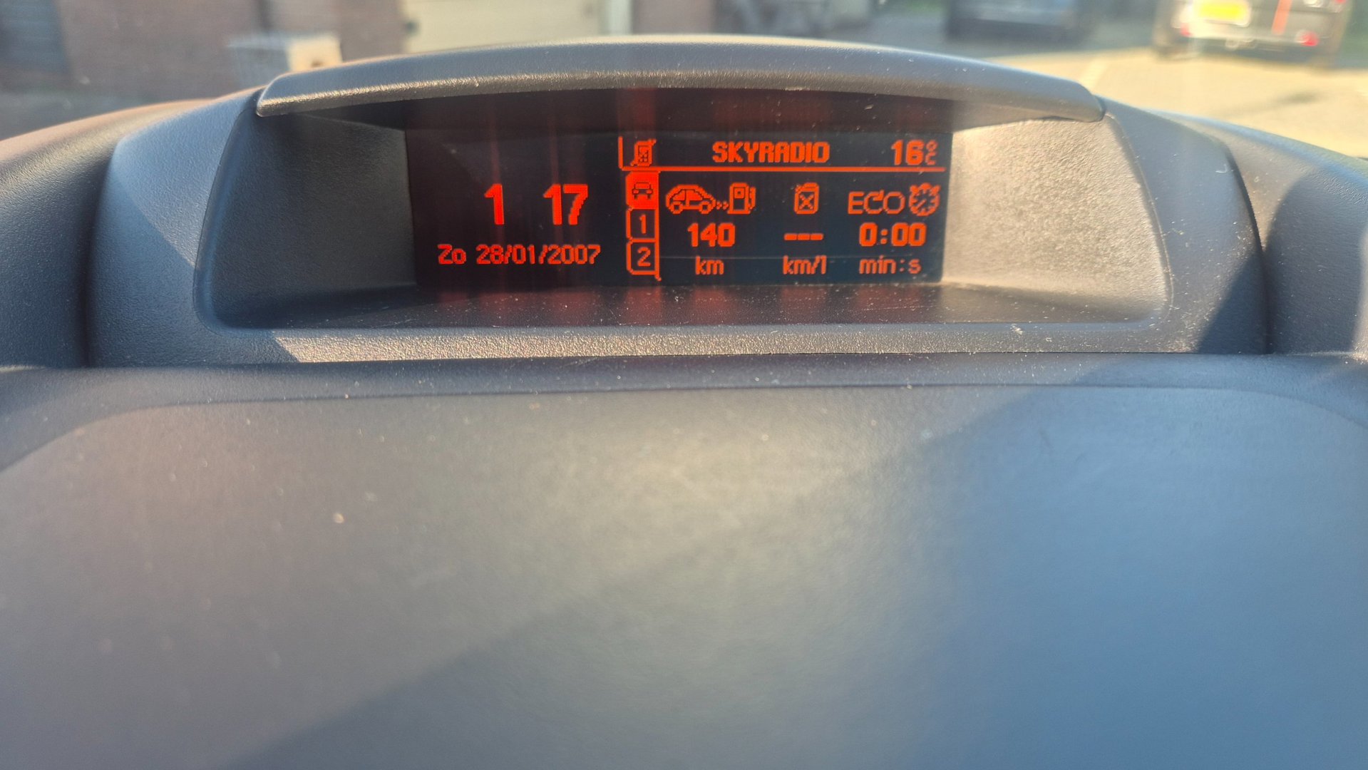 Foto van Peugeot Partner