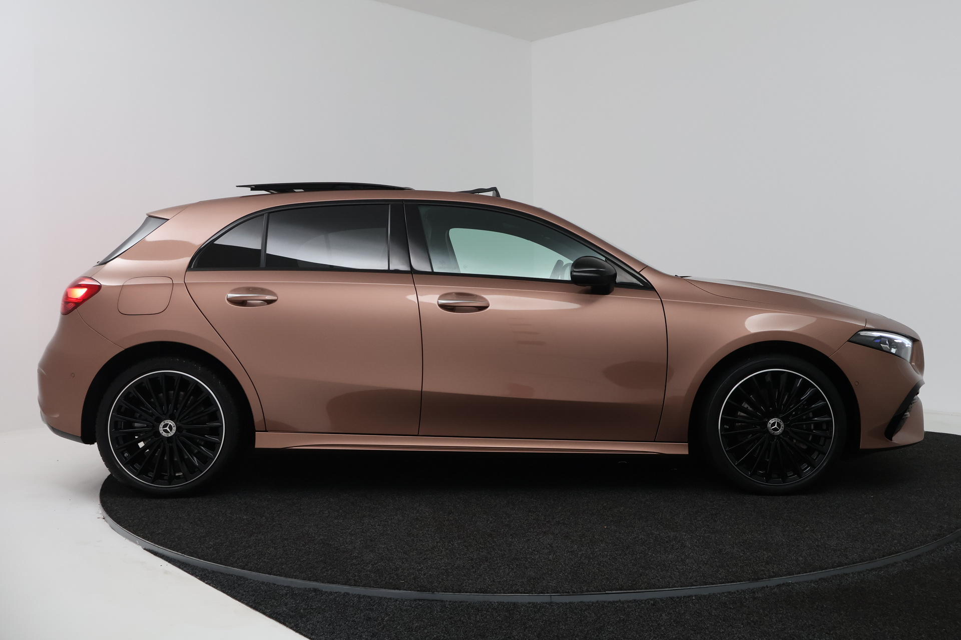 Foto van Mercedes-Benz A 250 E