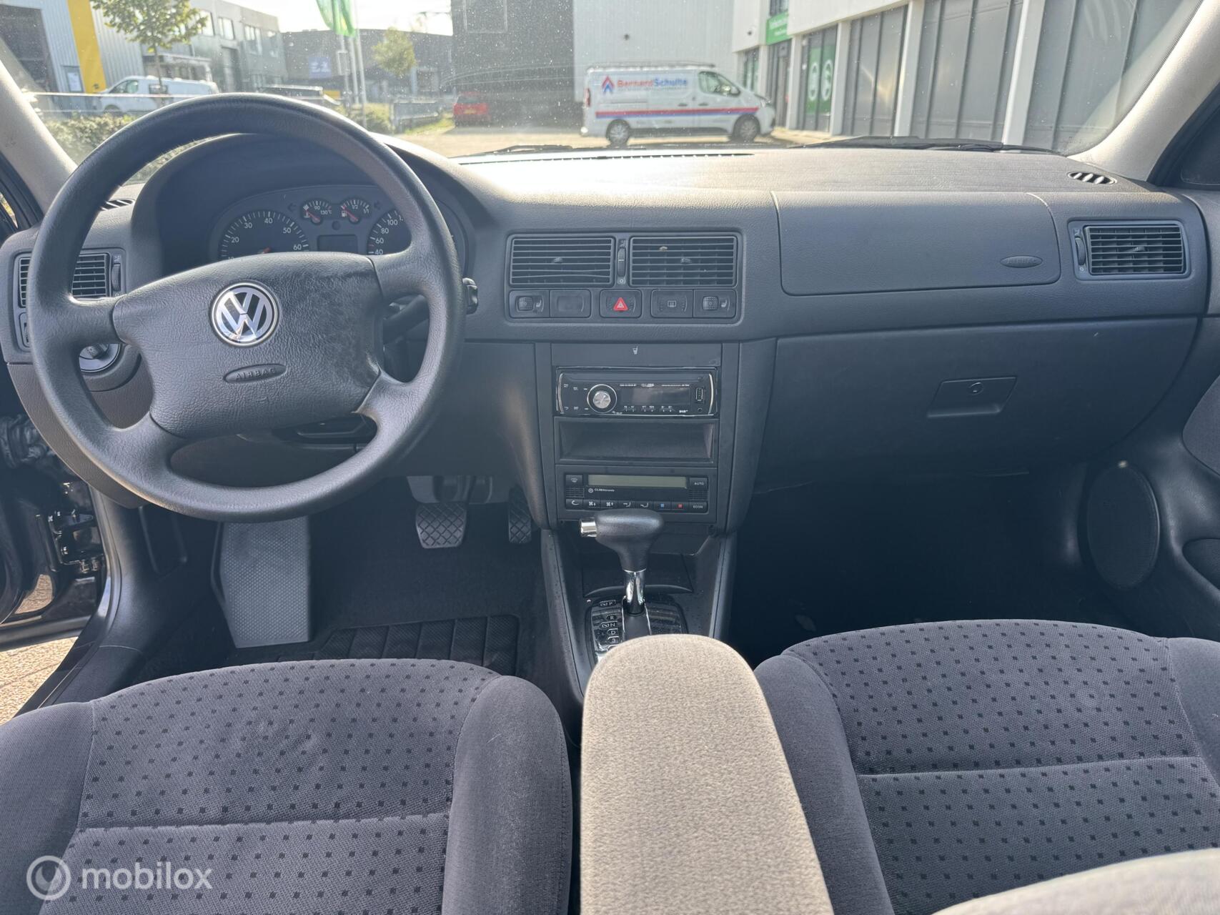 Foto van Volkswagen Golf