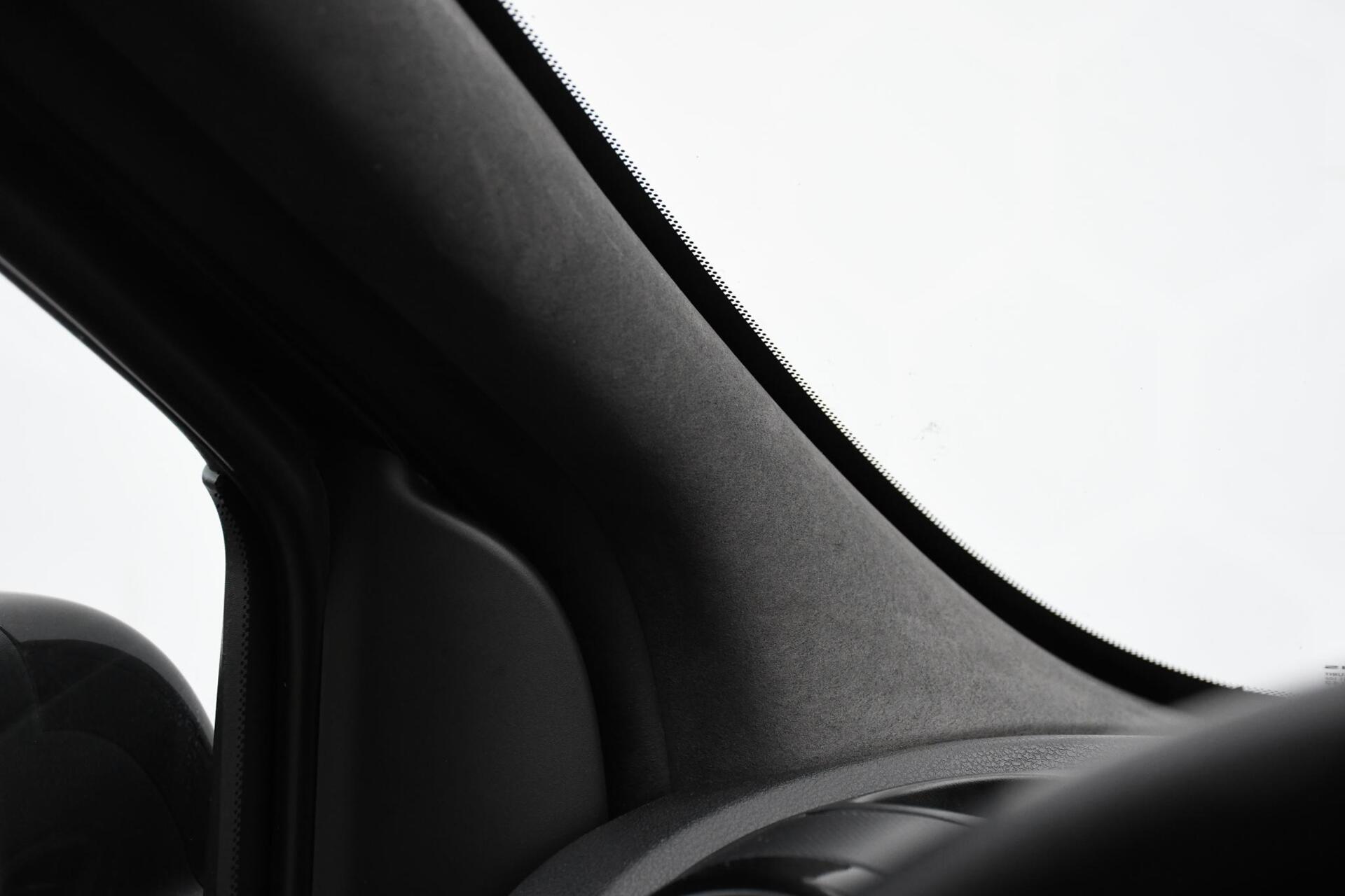 Foto van Opel Vivaro-b