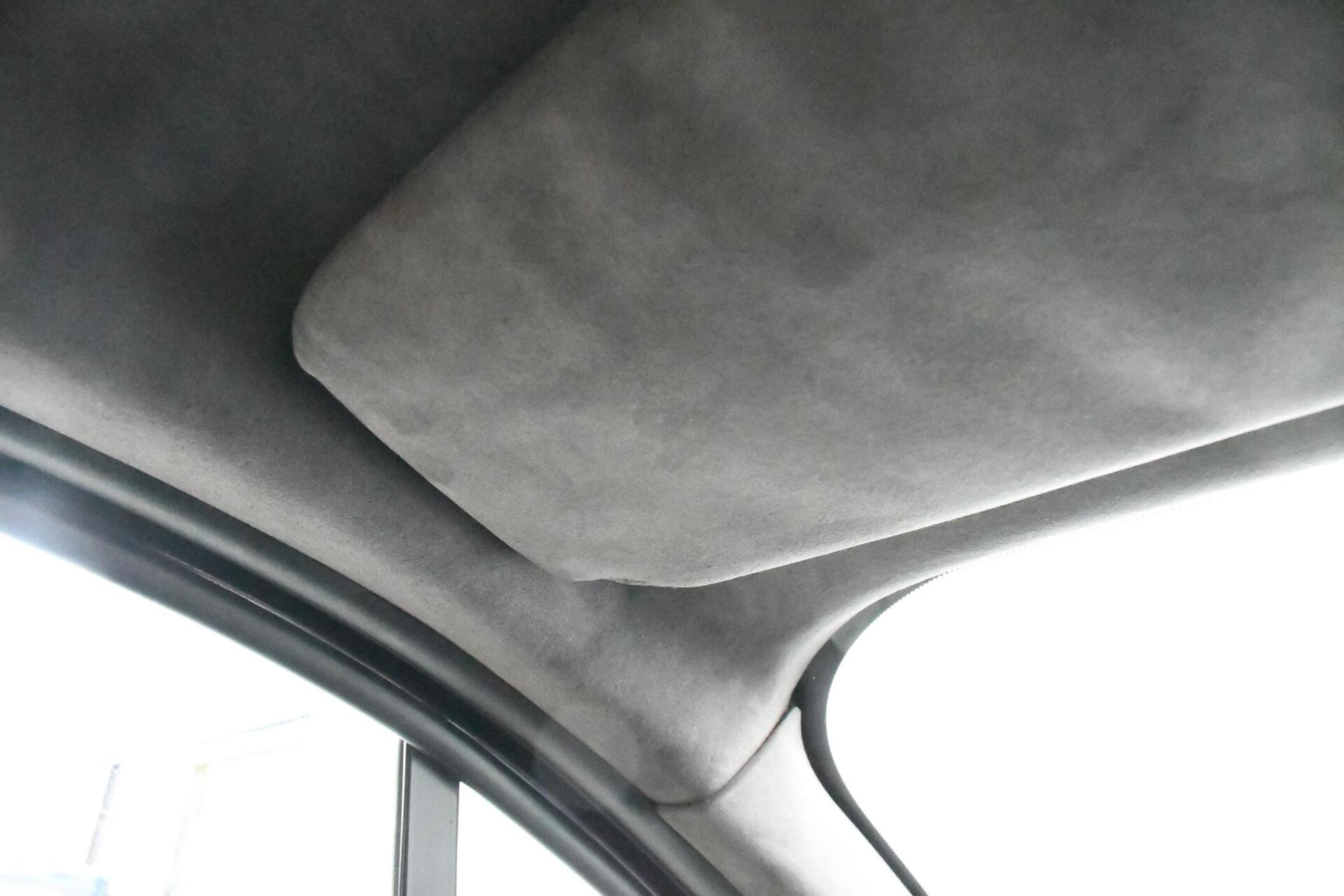 Foto van Opel Vivaro-b