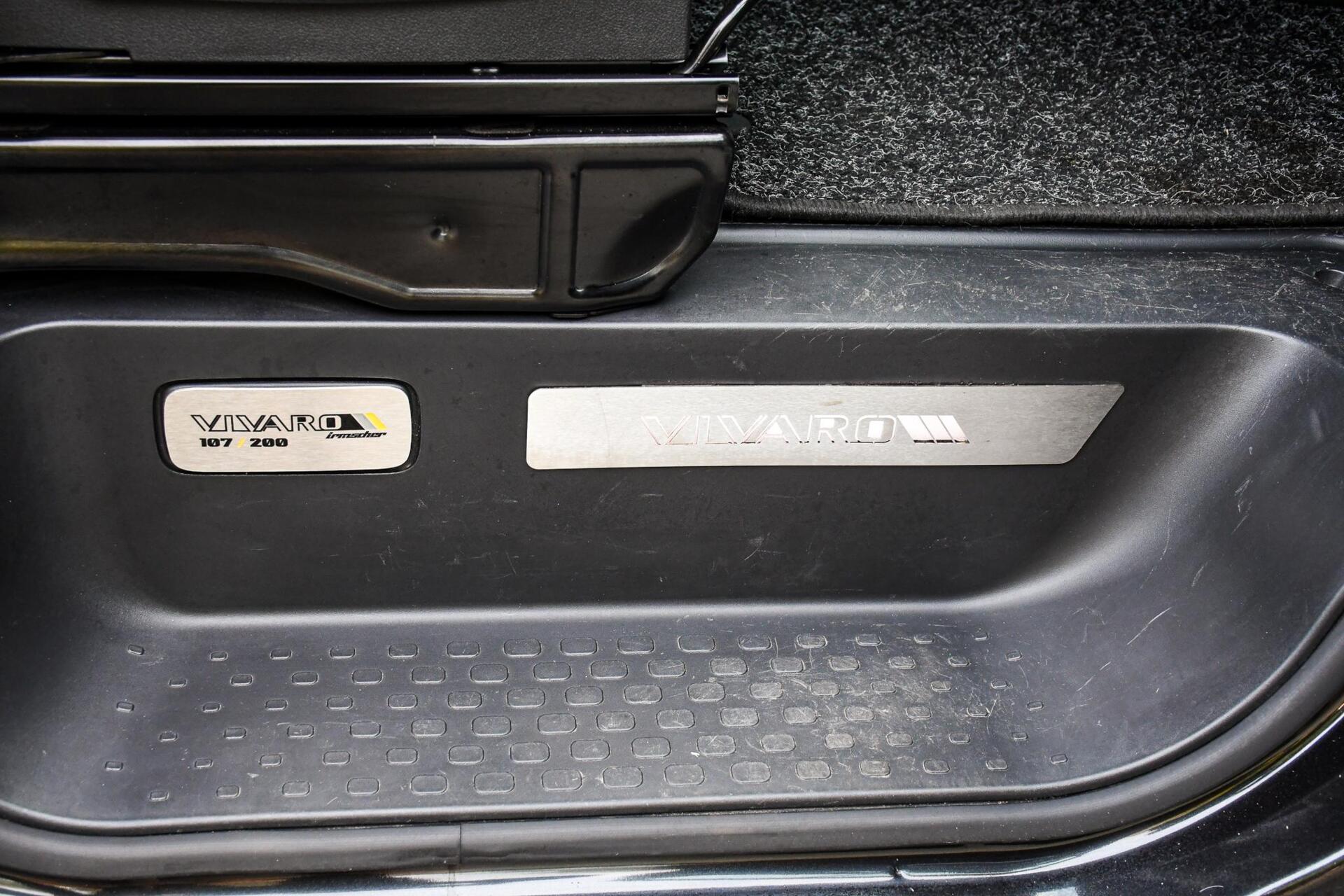 Foto van Opel Vivaro-b
