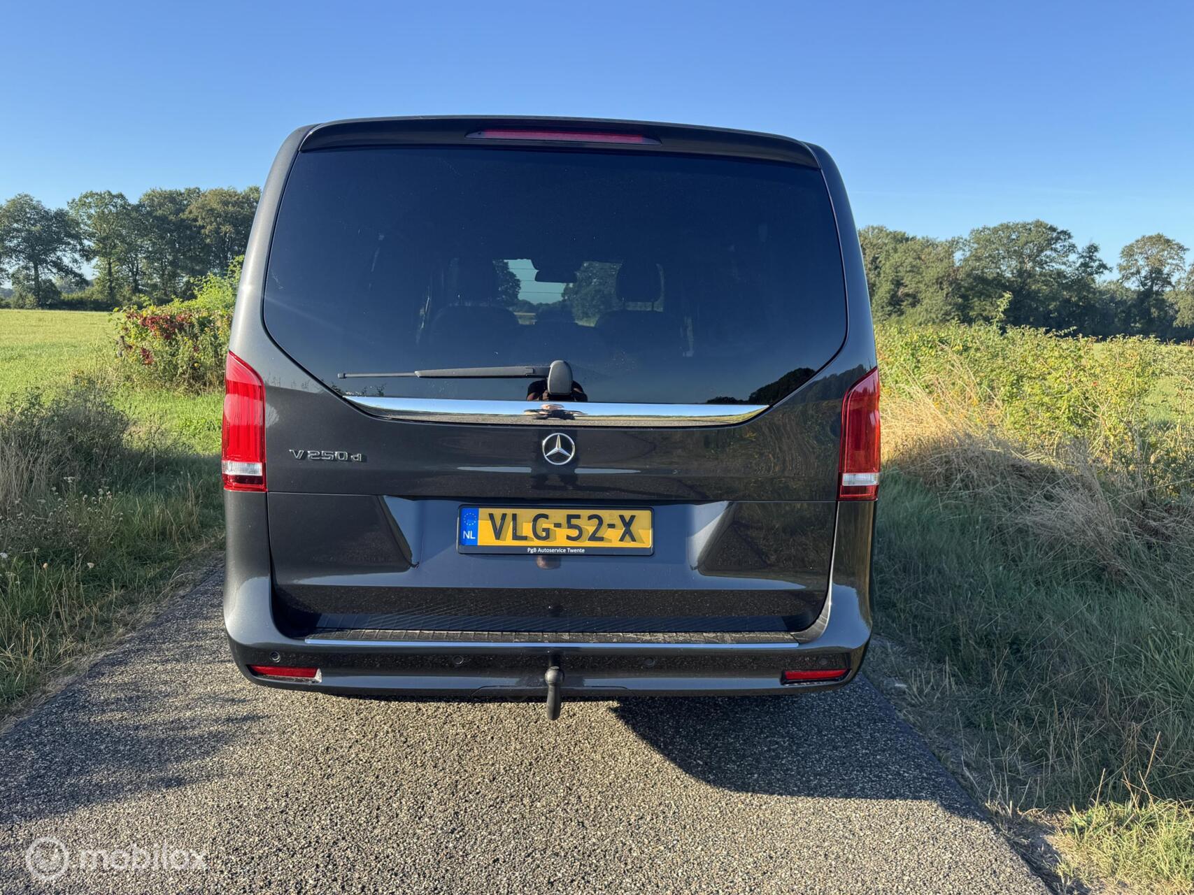 Foto van Mercedes-Benz V-klasse