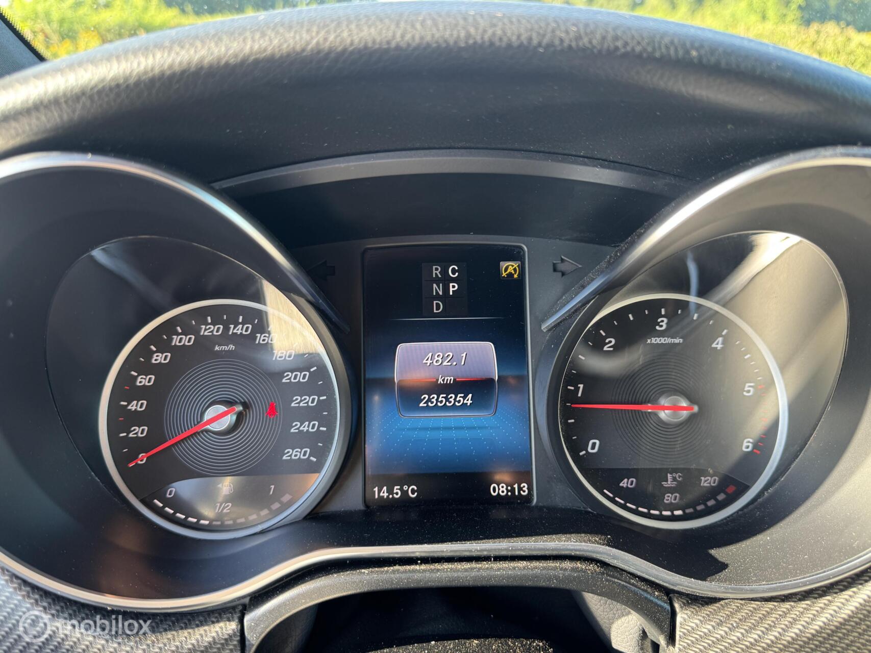 Foto van Mercedes-Benz V-klasse