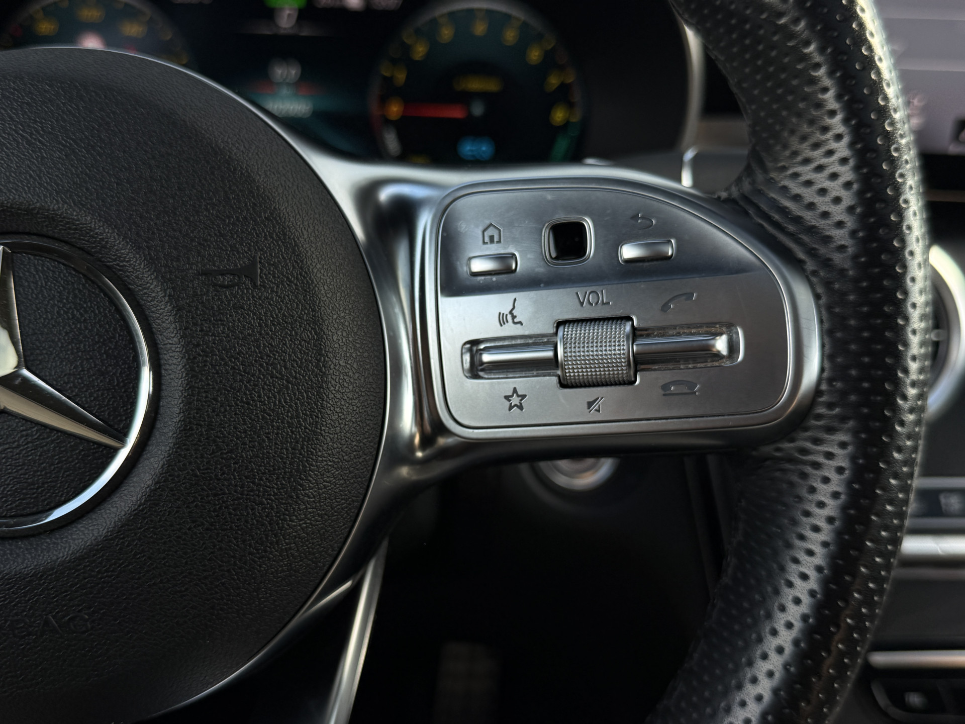 Foto van Mercedes-Benz GLC 300 E 4Matic