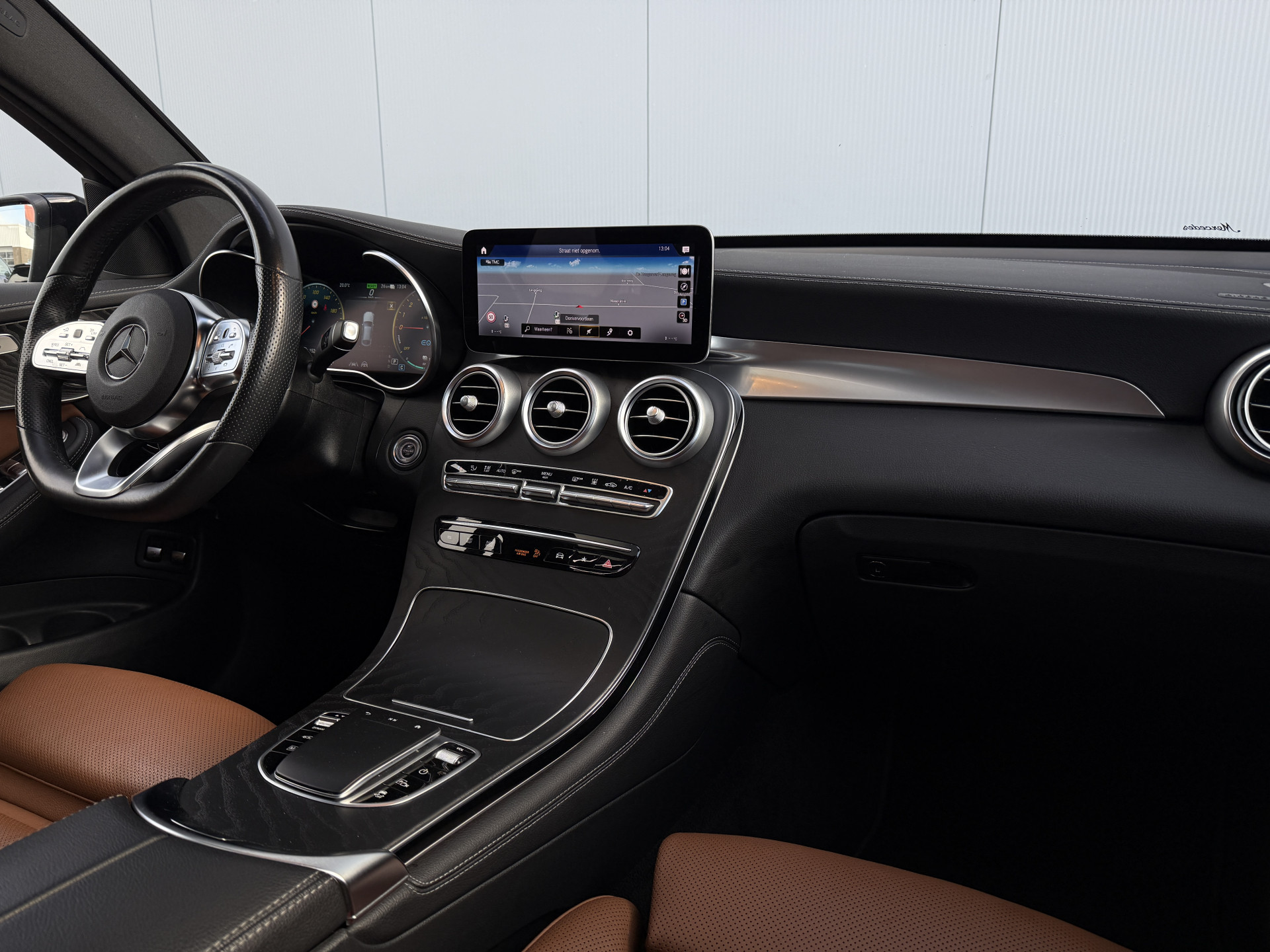 Foto van Mercedes-Benz GLC 300 E 4Matic