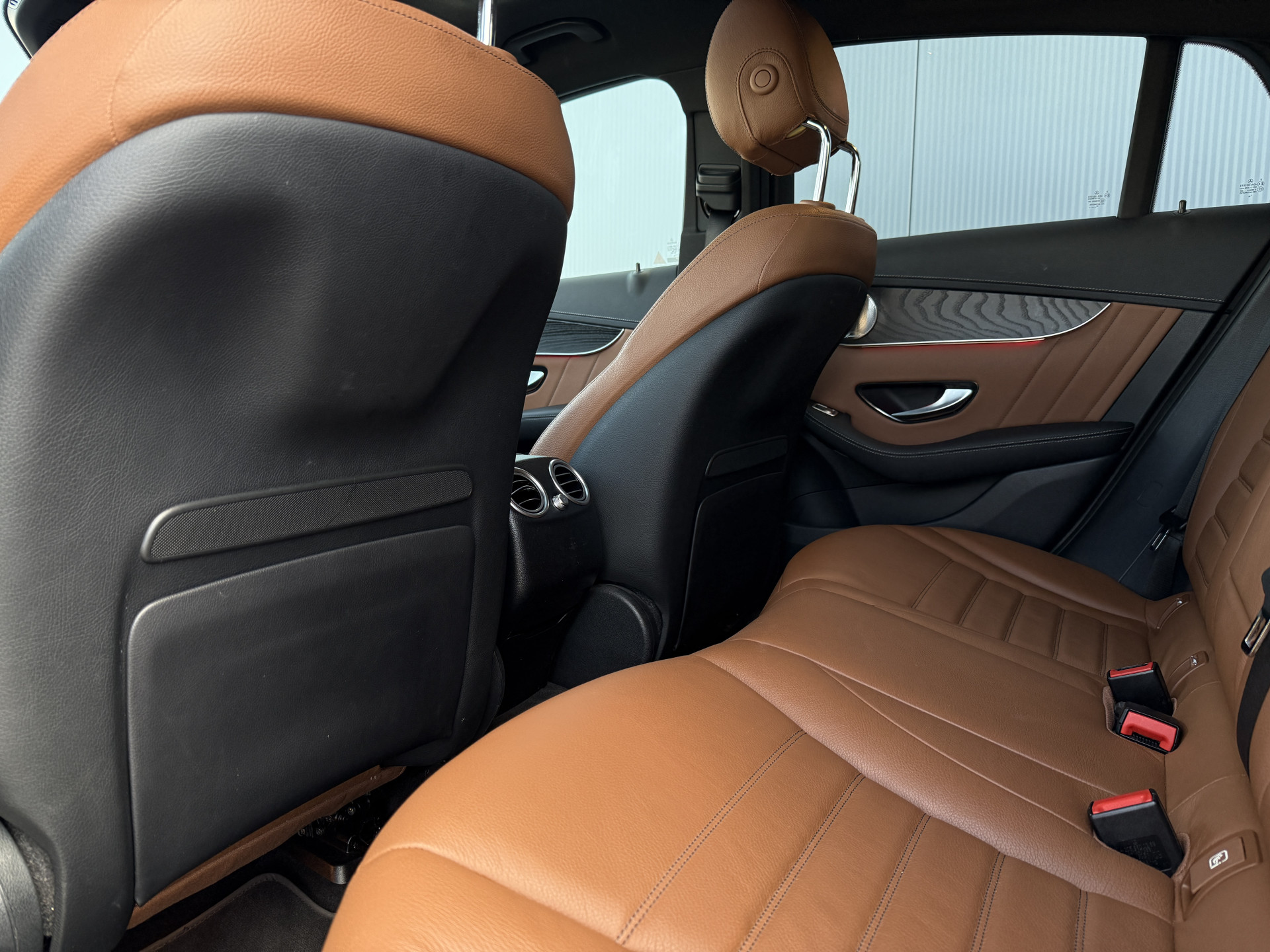 Foto van Mercedes-Benz GLC 300 E 4Matic