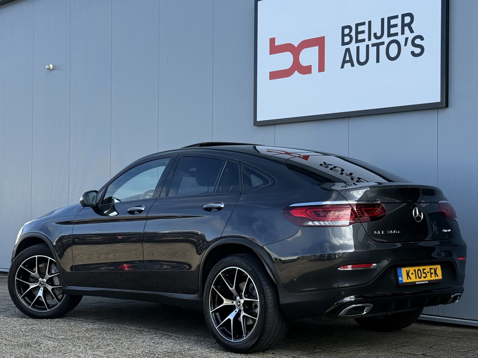 Foto van Mercedes-Benz GLC 300 E 4Matic
