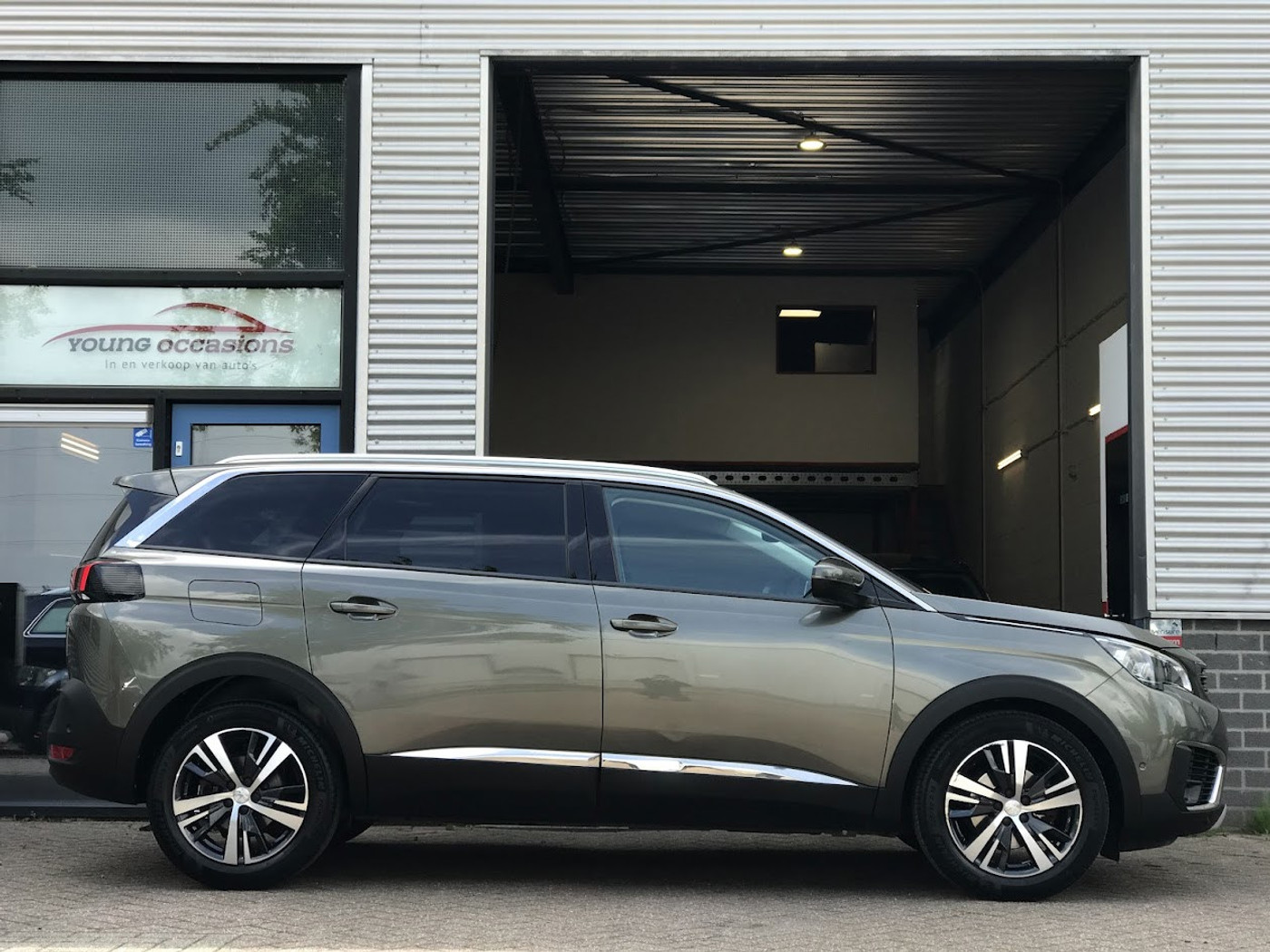 Foto van Peugeot 5008