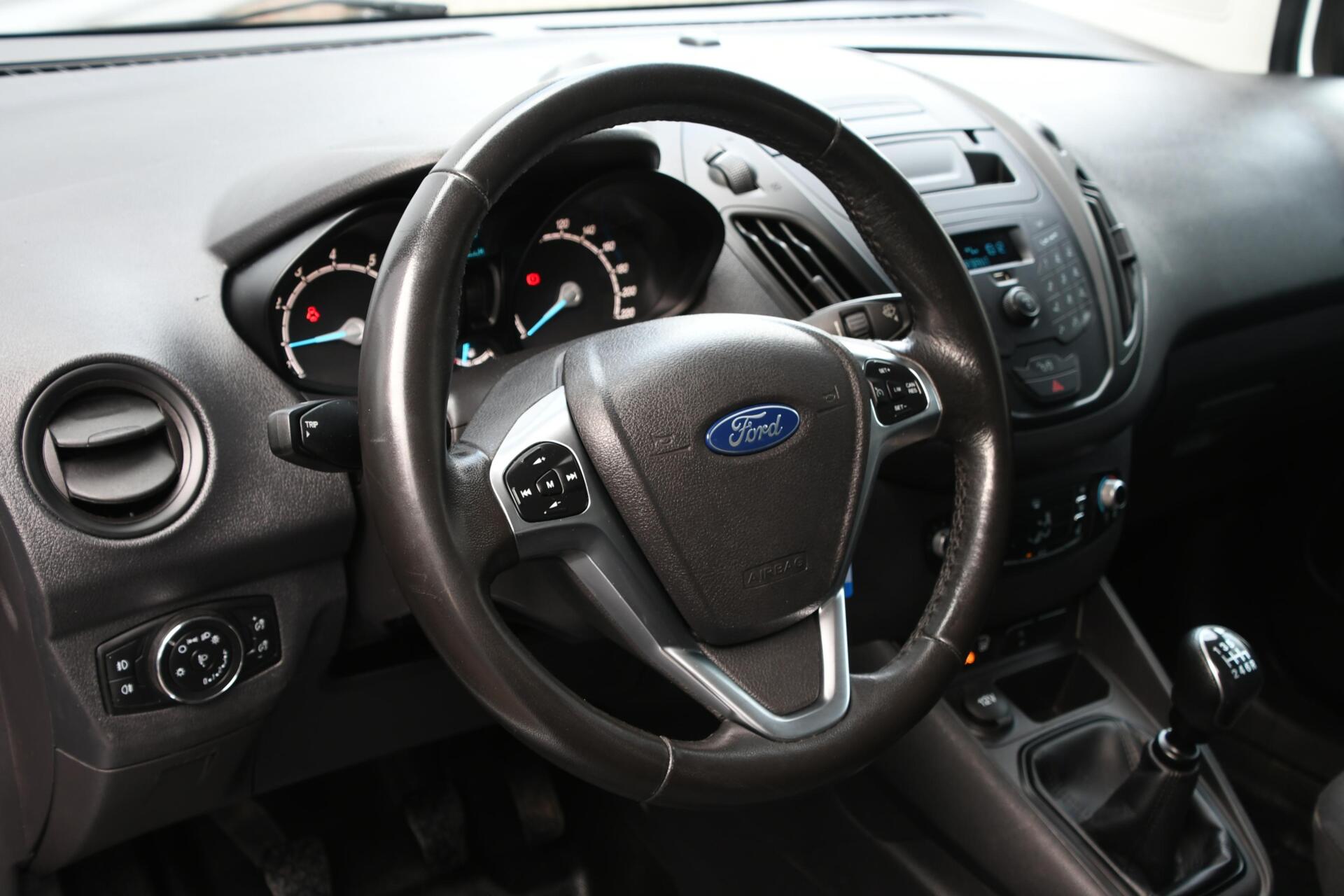 Foto van Ford Transit Courier