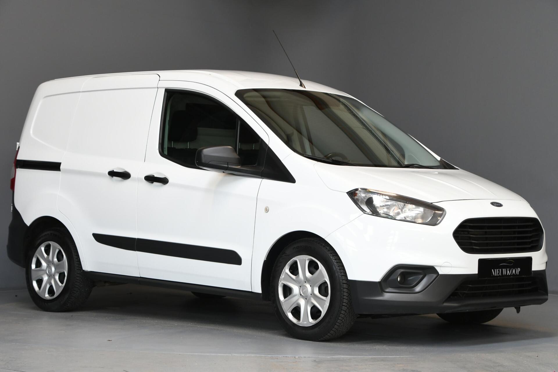 Foto van Ford Transit Courier