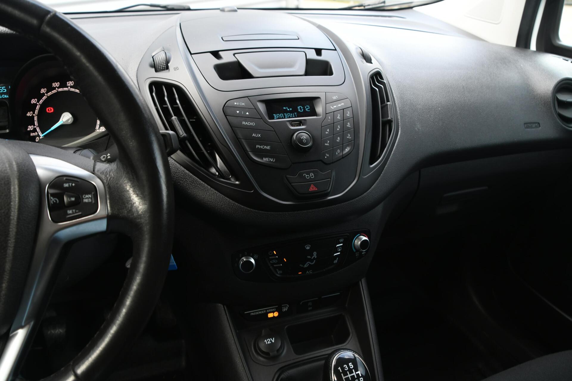 Foto van Ford Transit Courier