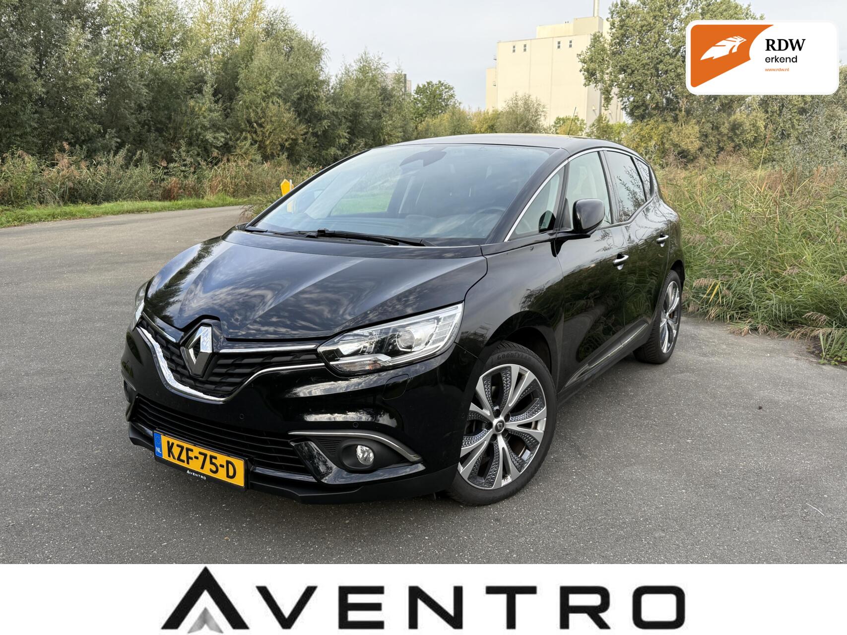 Renault Scenic 1.2 TCe Intens | Keyless | Massage | Sfeerver 2017 - voorkant