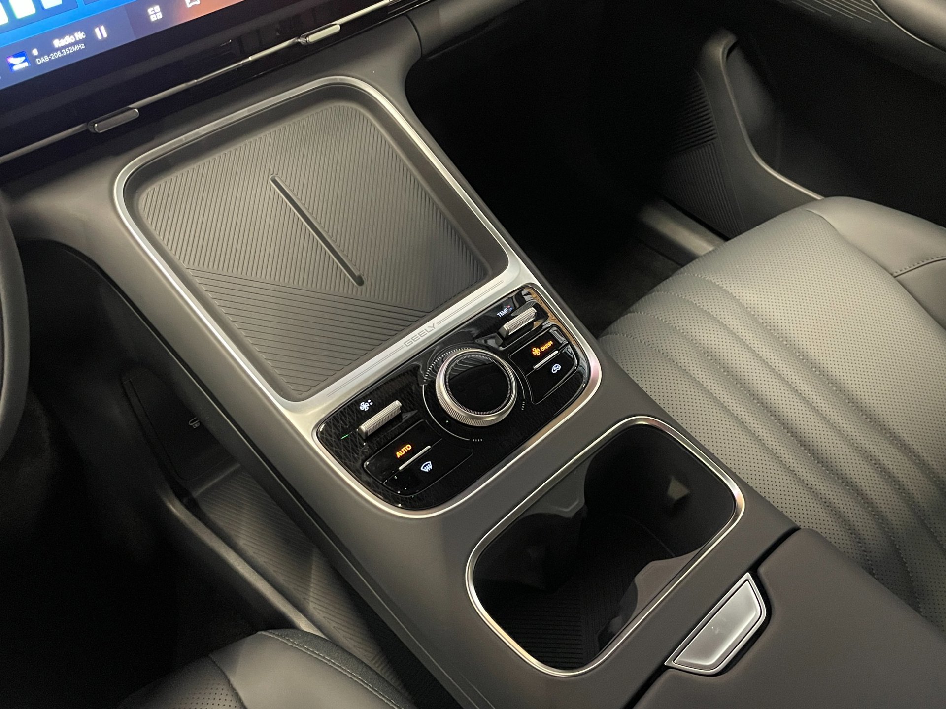 Foto van Geely Starray Em-i