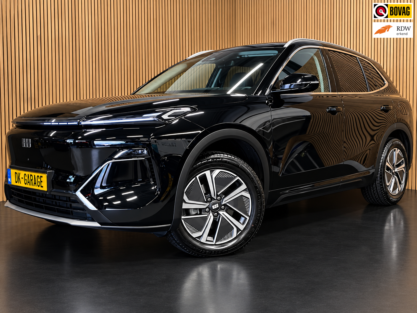 Geely Starray Em-i 1.5 Pro|PHEV|262 PK|83KM ELEKTRISCH|STARTKLAAR|360 CAMERA|CARPLAY|VOLLEDER|STOEL & STUURVERWARMING|NIEUWE AUTO| 2026 - voorkant