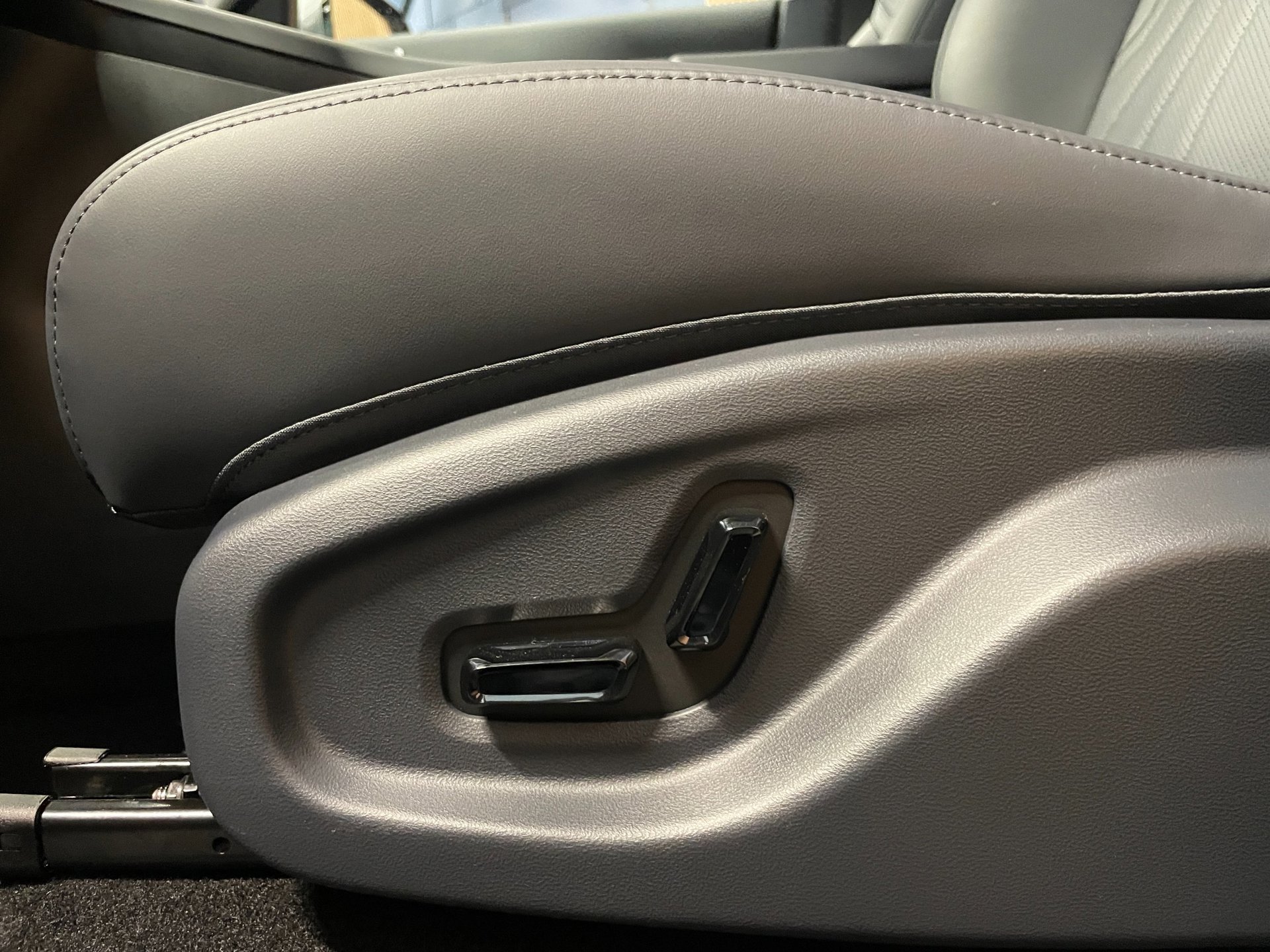 Foto van Geely Starray Em-i