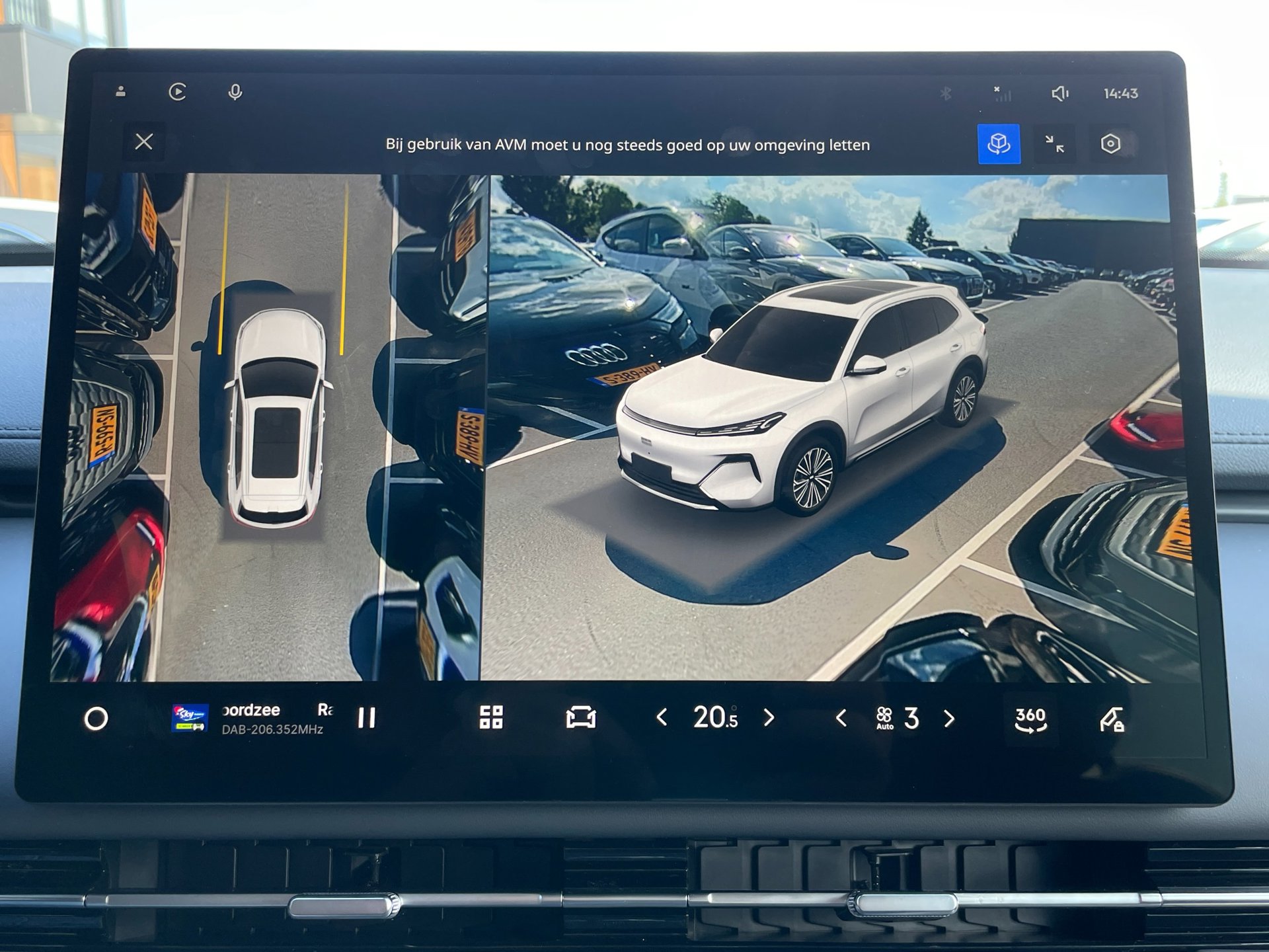 Foto van Geely Starray Em-i