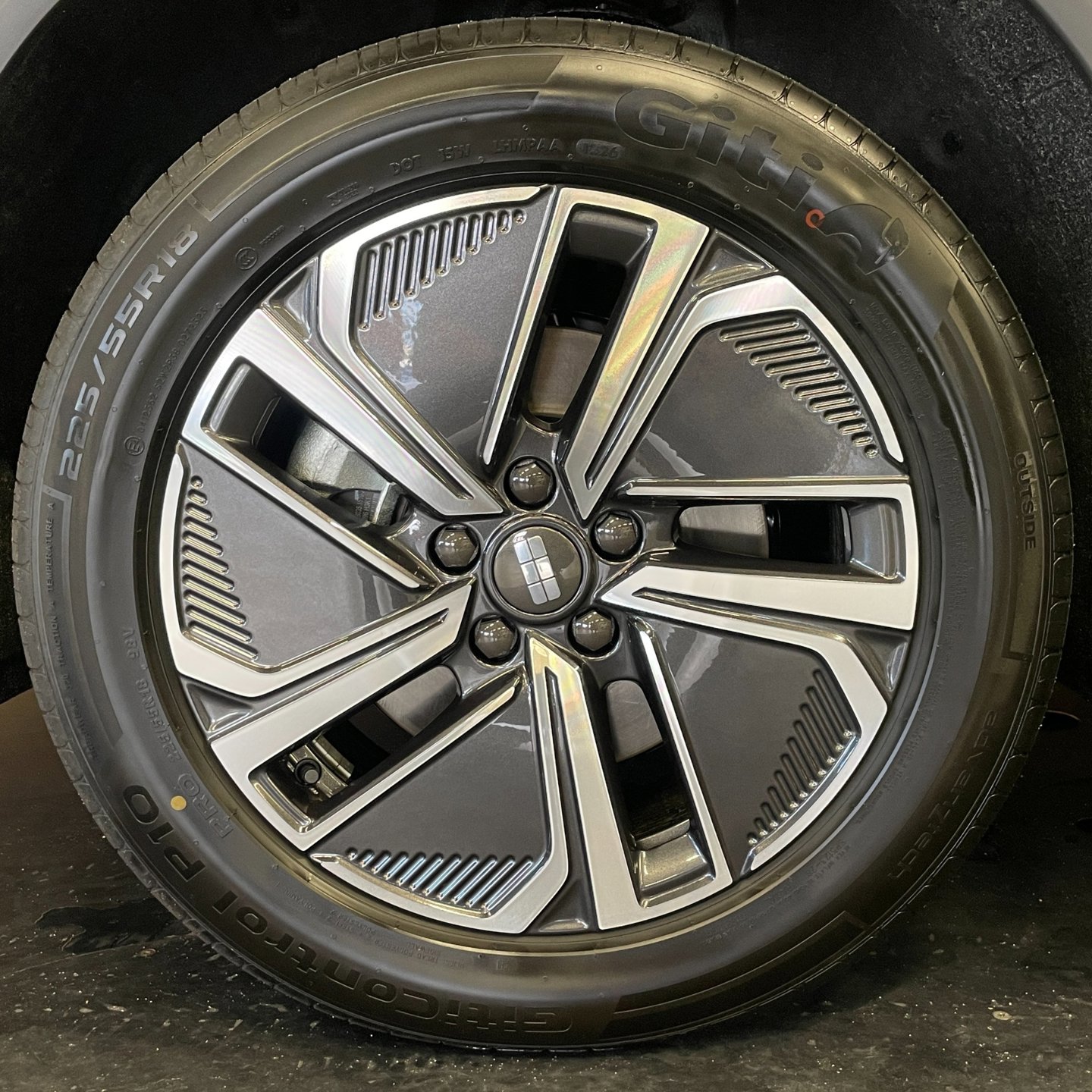 Foto van Geely Starray Em-i