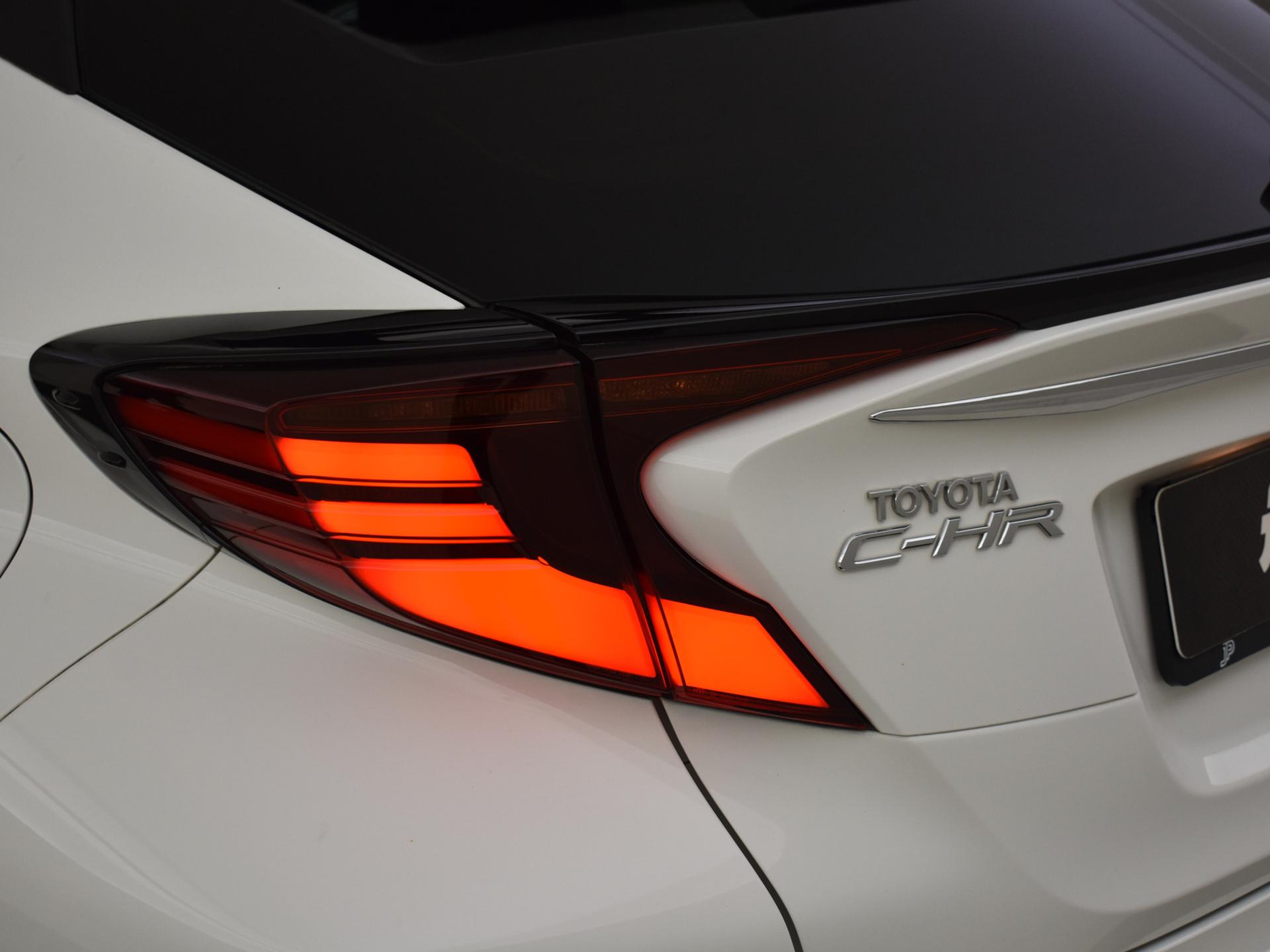 Foto van Toyota C-hr