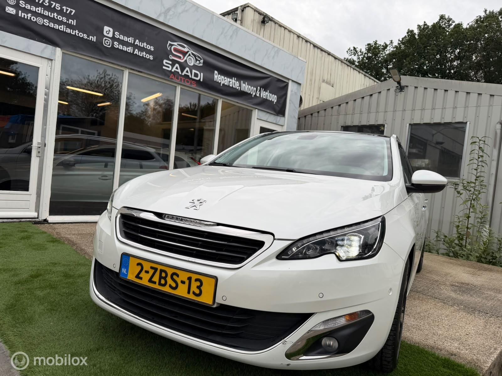 Peugeot 308 1.2 e-THP Première 2014 - voorkant