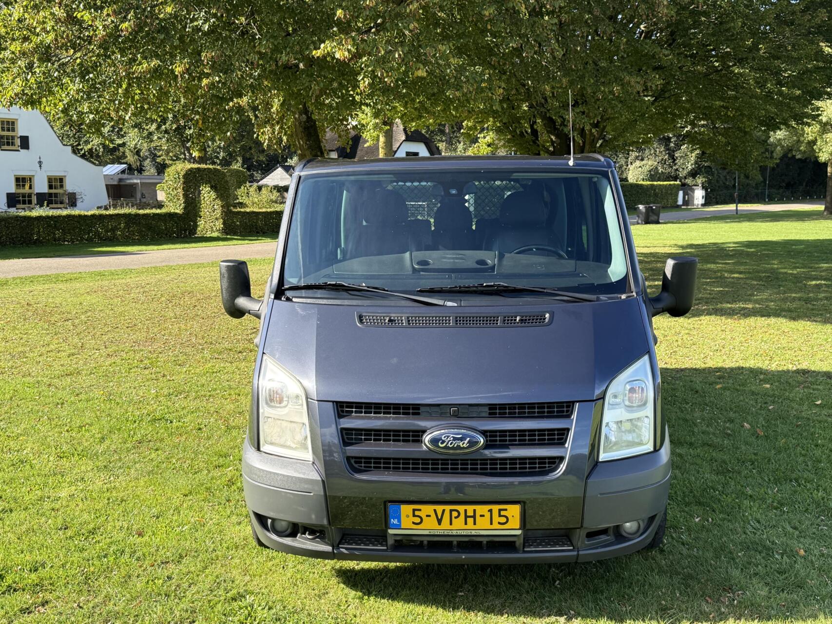 Foto van Ford Transit 280m DC LR 140dpf 4.36