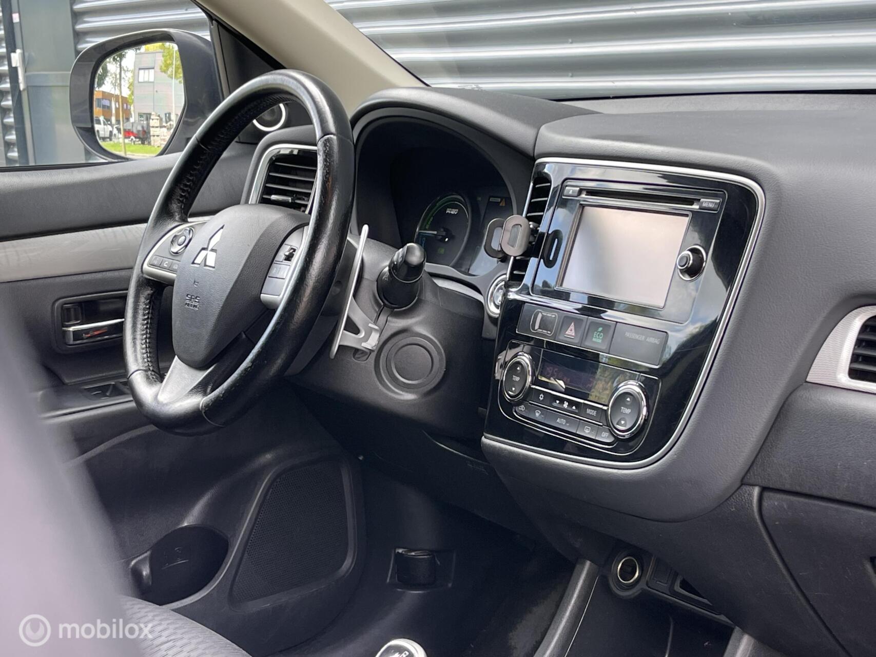 Foto van Mitsubishi Mitsubishi Outlander