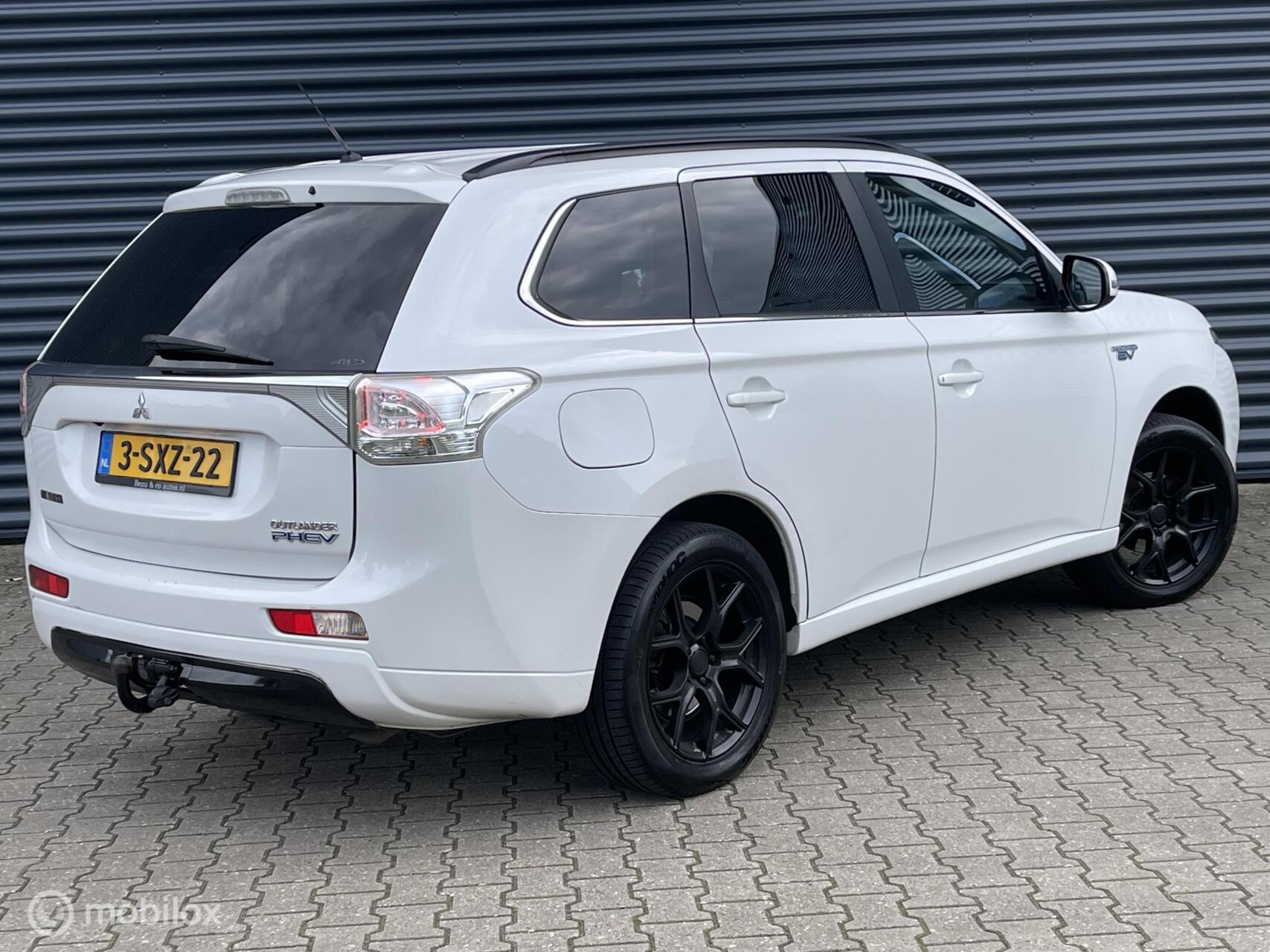 Foto van Mitsubishi Mitsubishi Outlander