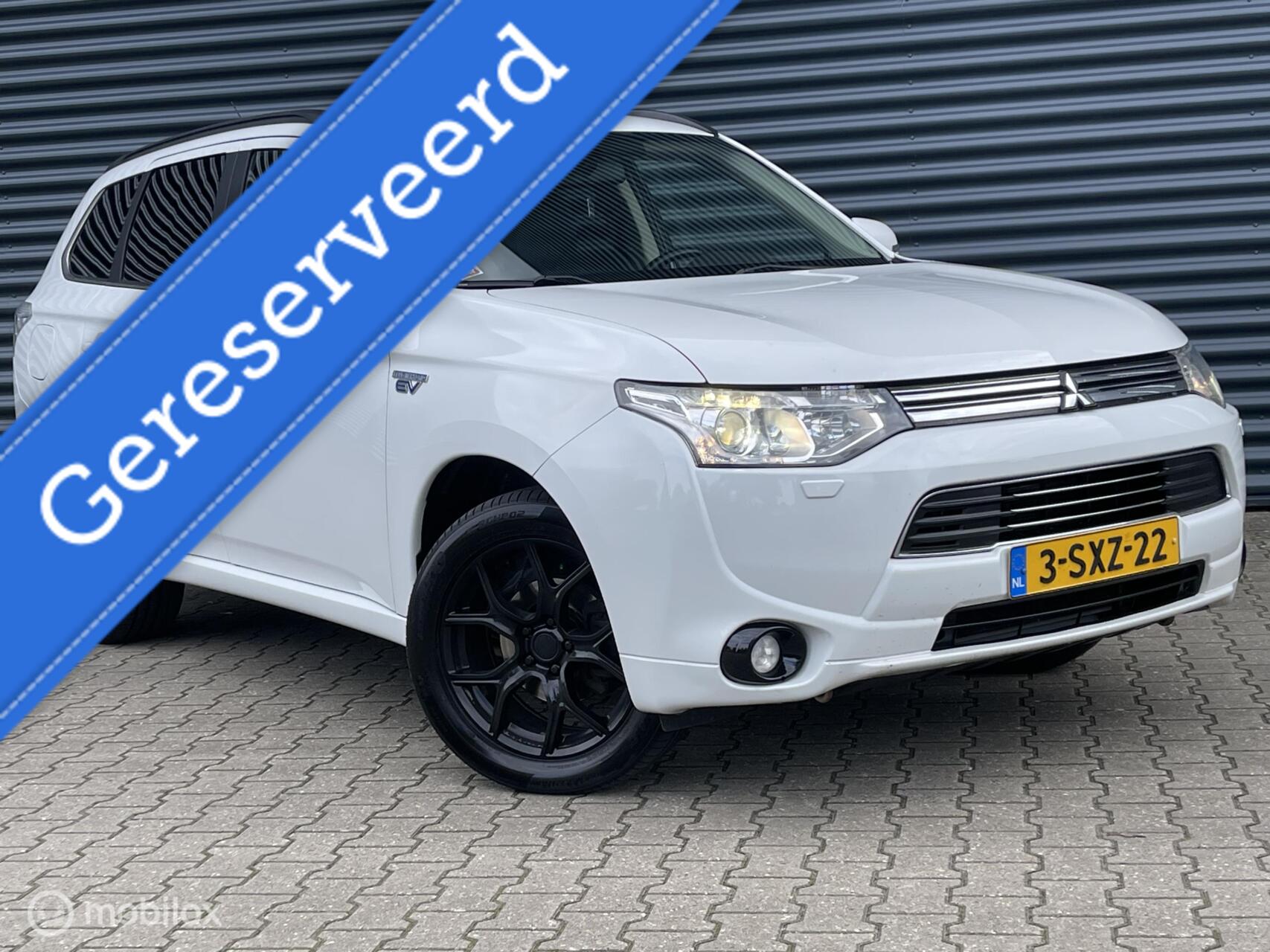 Mitsubishi Mitsubishi Outlander 2.0 PHEV Executive| Zeer nette auto!! 2013 - voorkant