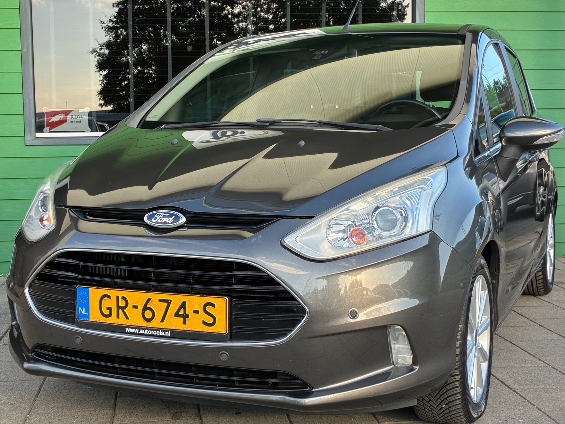 Foto van Ford B-max