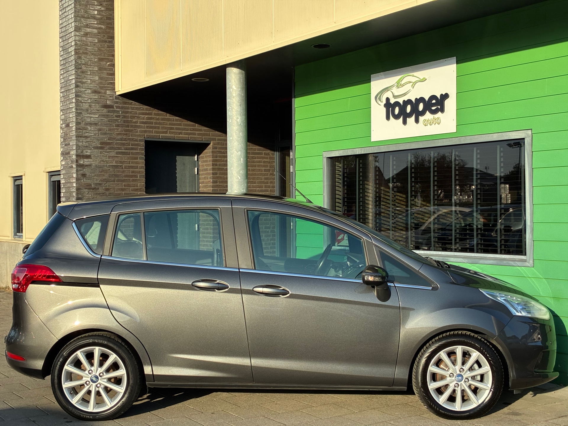 Foto van Ford B-max