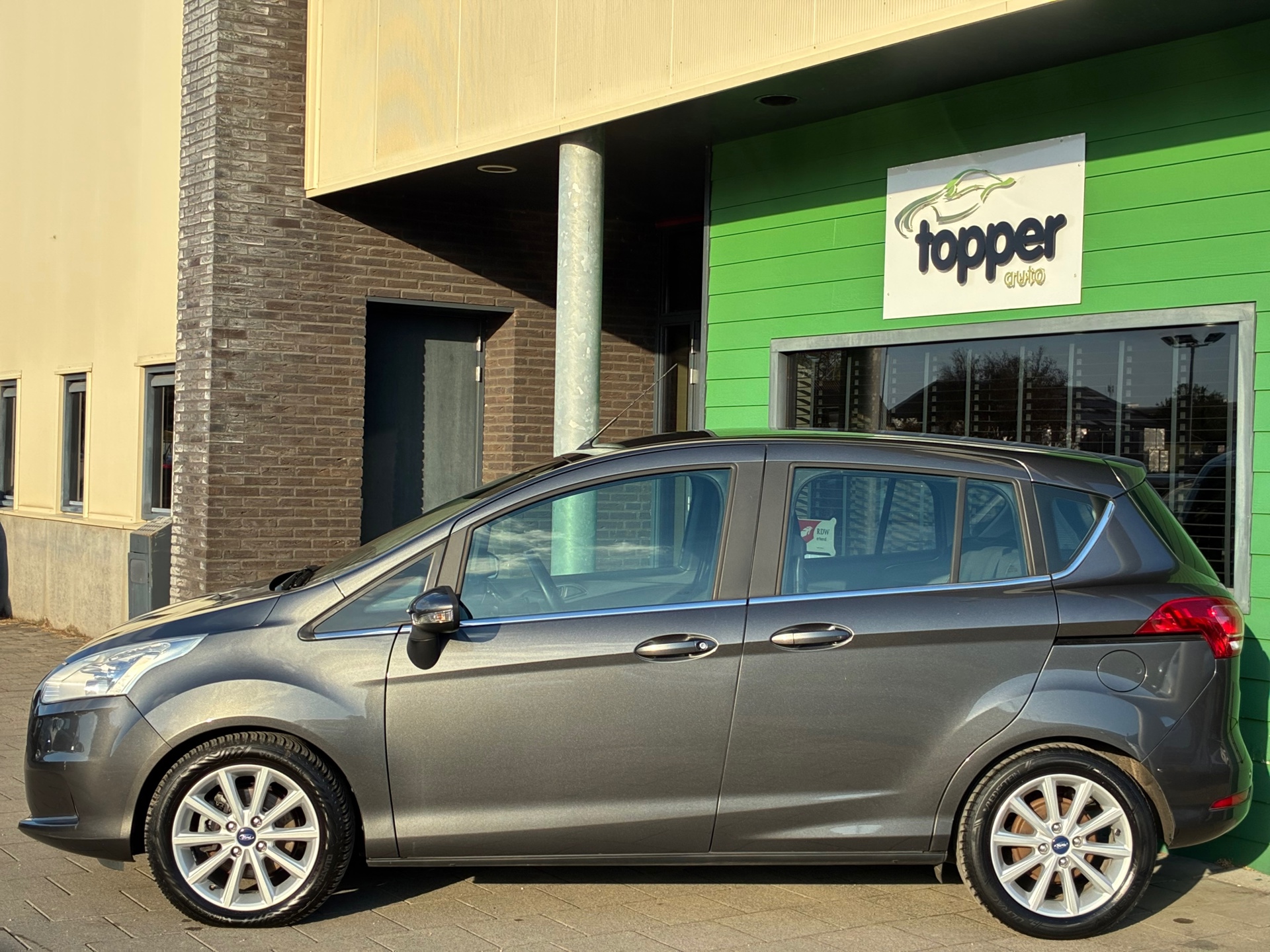 Foto van Ford B-max