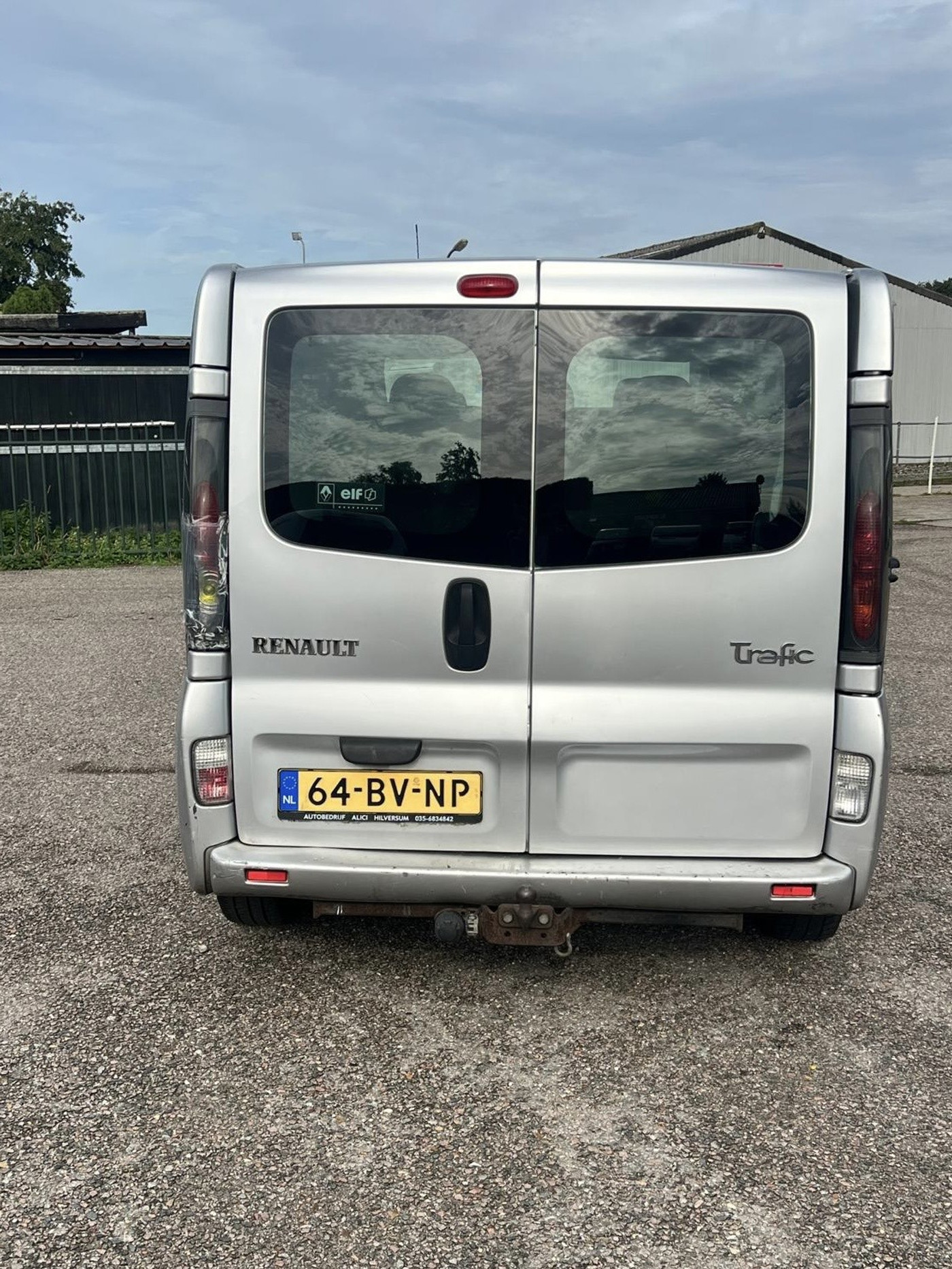 Foto van Renault Trafic 1200 L2 H1 1.9dci 82 Dubbele Cabine